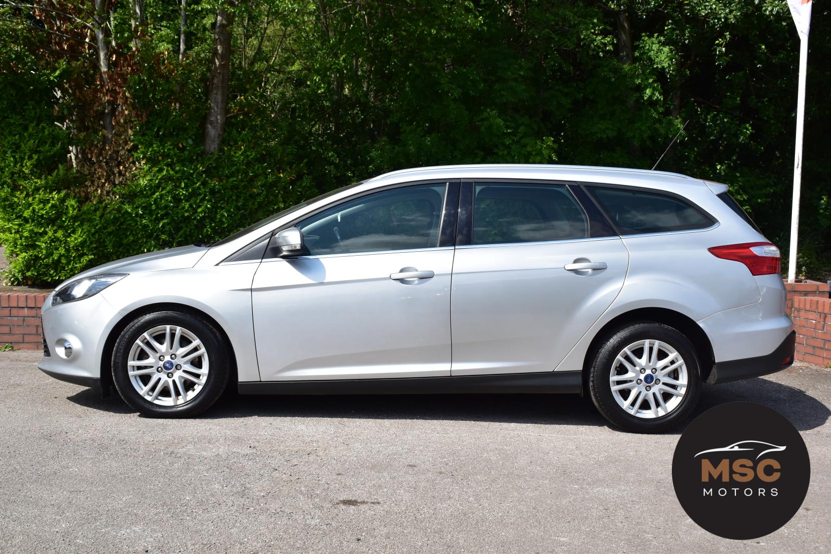 Ford Focus 2.0 TDCi Titanium Estate 5dr Diesel Powershift Euro 5 (140 ps)