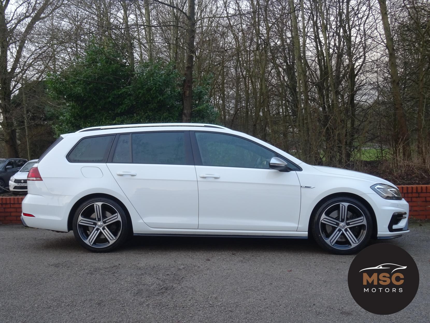 Volkswagen Golf 2.0 TSI R Estate 5dr Petrol DSG 4Motion Euro 6 (s/s) (300 ps)