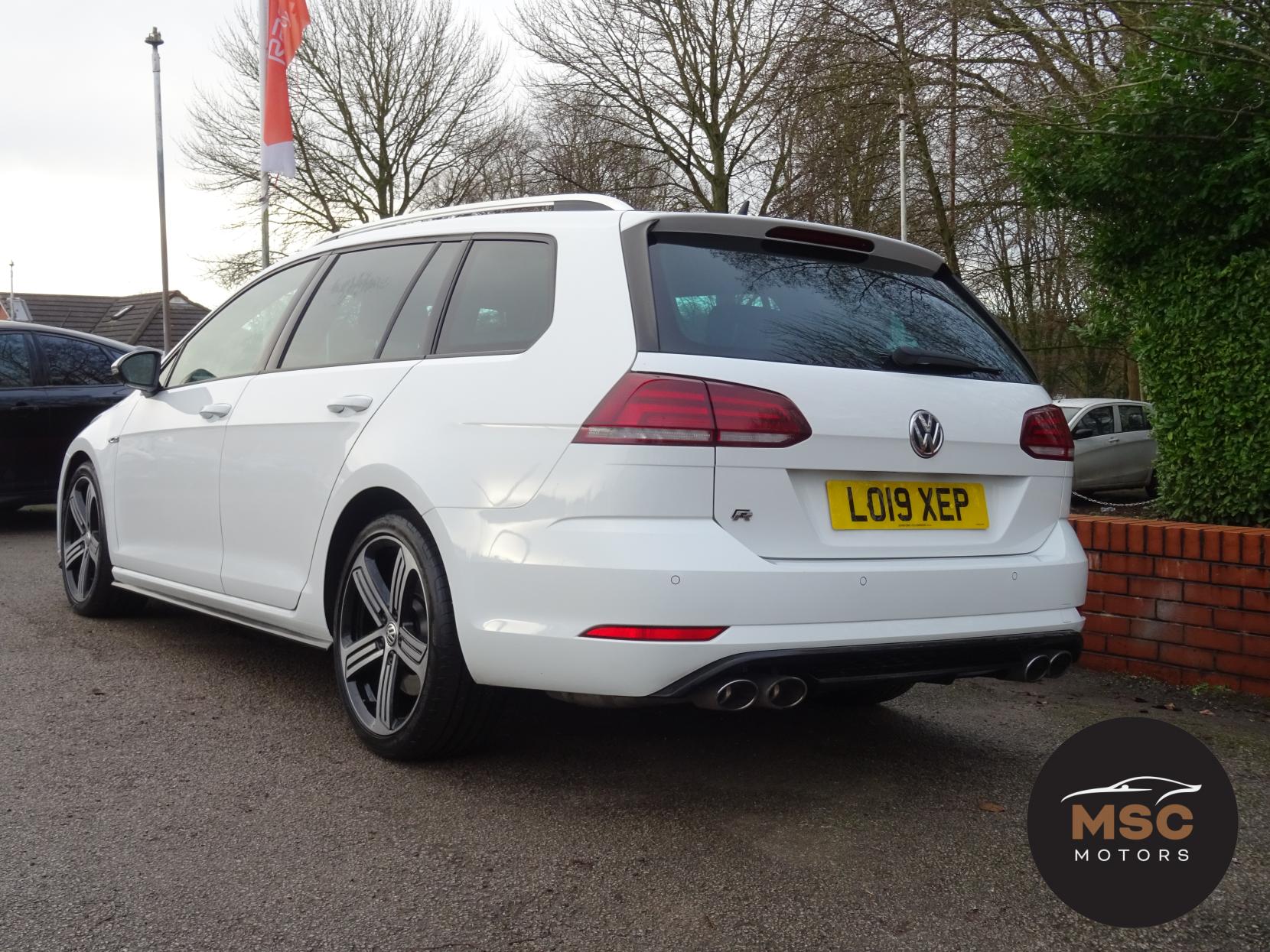 Volkswagen Golf 2.0 TSI R Estate 5dr Petrol DSG 4Motion Euro 6 (s/s) (300 ps)