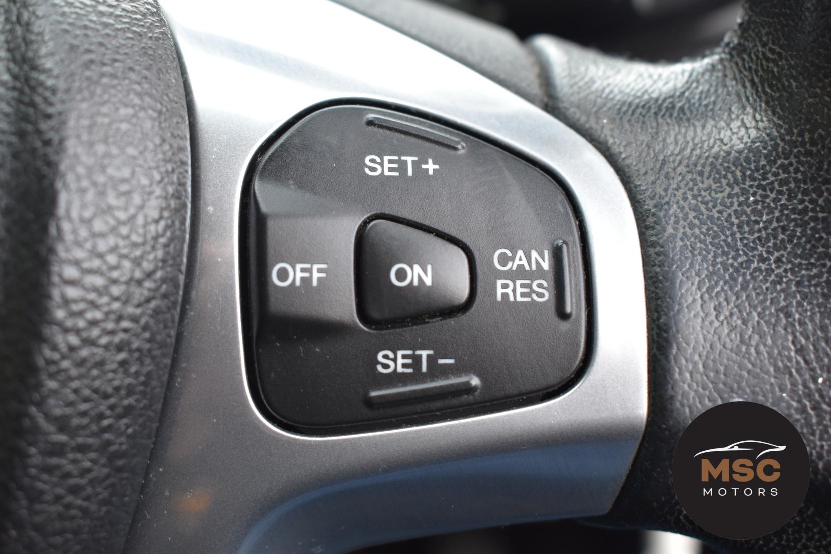 Ford Fiesta 1.0T EcoBoost Titanium Hatchback 5dr Petrol Manual Euro 5 (s/s) (100 ps)