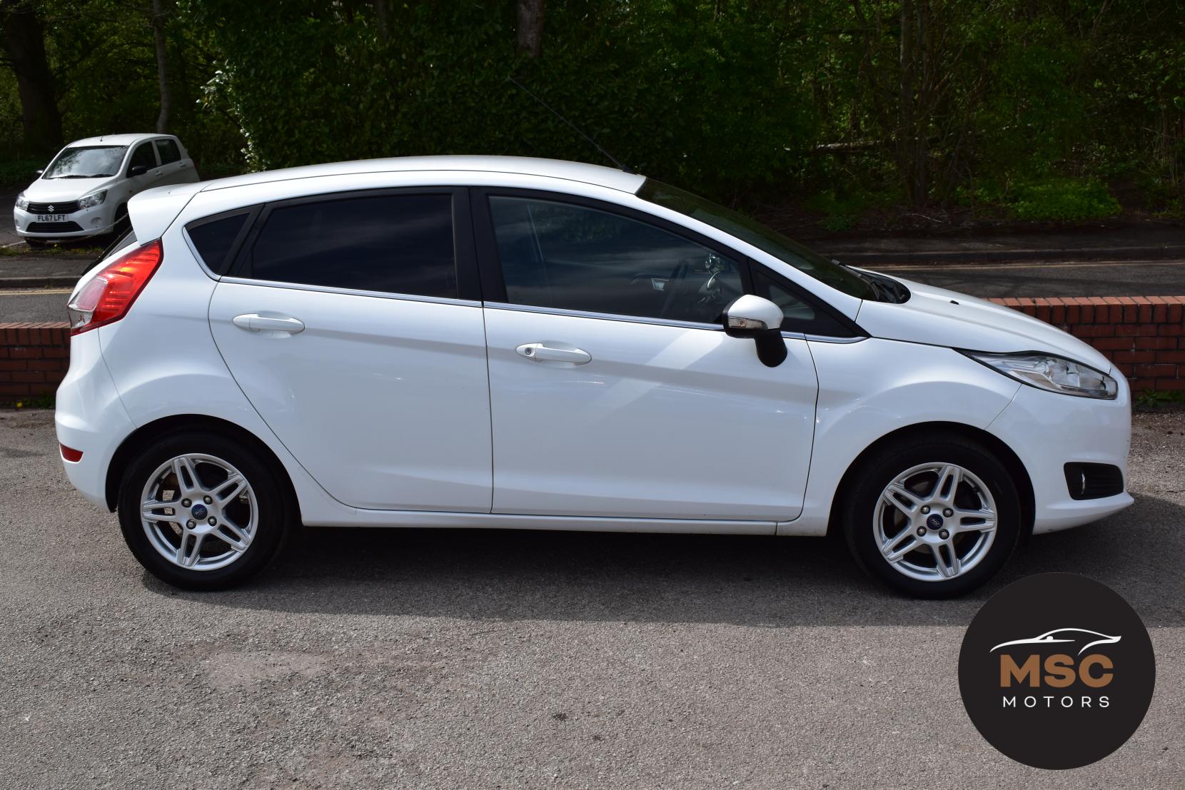 Ford Fiesta 1.0T EcoBoost Titanium Hatchback 5dr Petrol Manual Euro 5 (s/s) (100 ps)