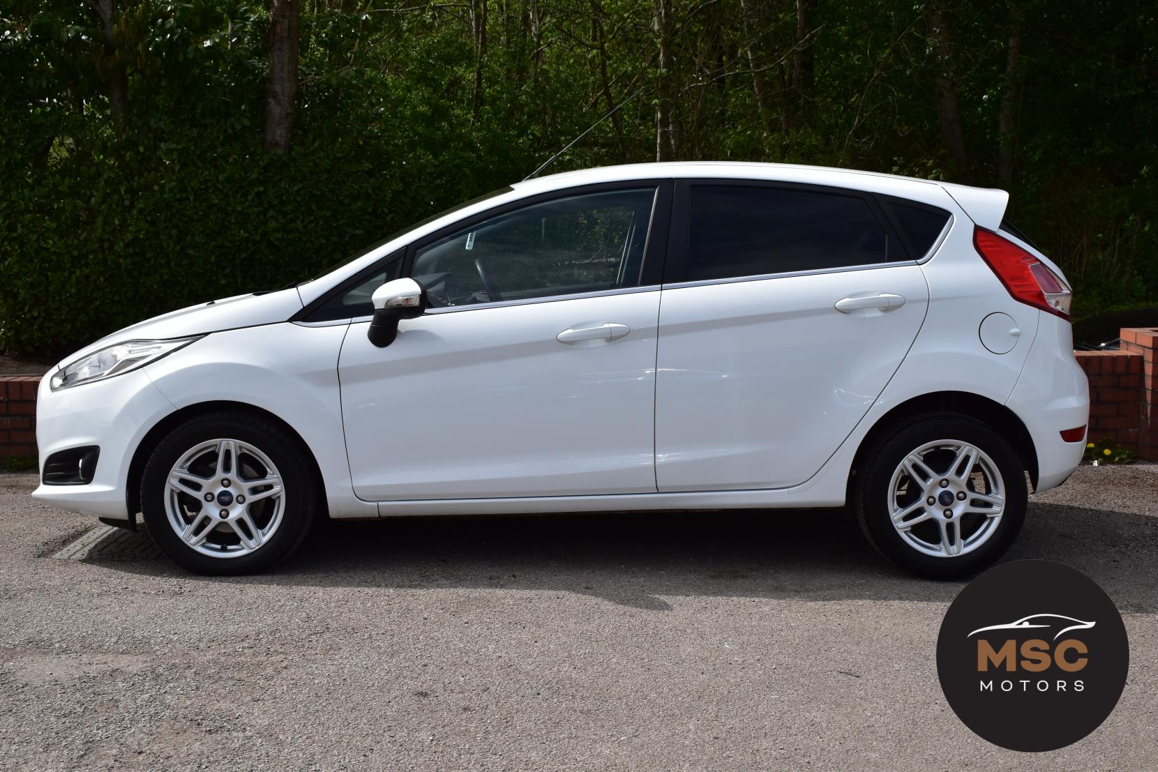 Ford Fiesta 1.0T EcoBoost Titanium Hatchback 5dr Petrol Manual Euro 5 (s/s) (100 ps)