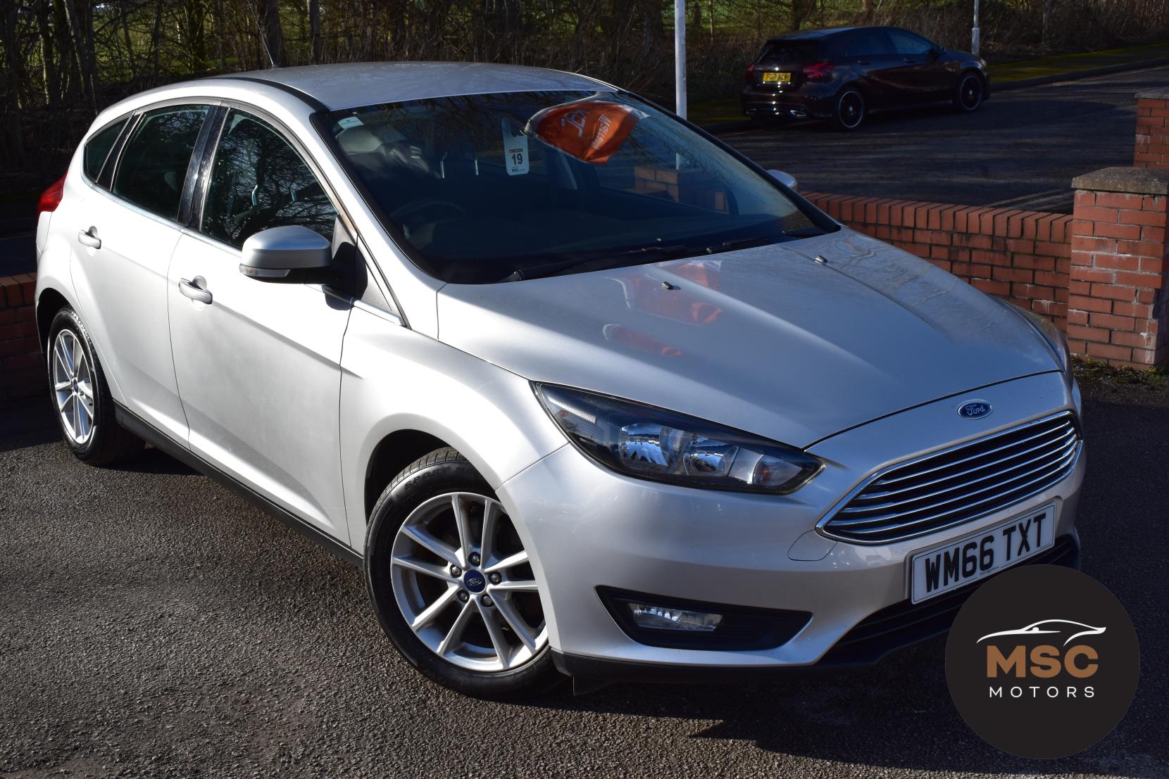 Ford Focus 1.0T EcoBoost Zetec Hatchback 5dr Petrol Manual Euro 6 (s/s) (125 ps)