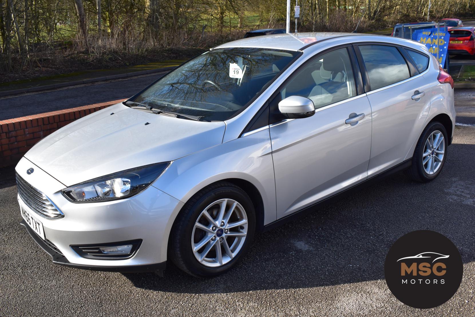 Ford Focus 1.0T EcoBoost Zetec Hatchback 5dr Petrol Manual Euro 6 (s/s) (125 ps)