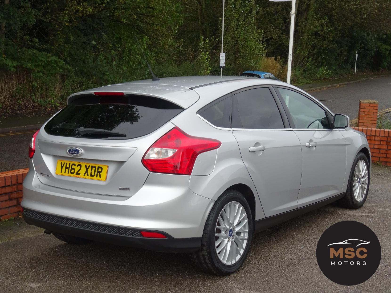 Ford Focus 1.0T EcoBoost Zetec Hatchback 5dr Petrol Manual Euro 5 (s/s) (100 ps)