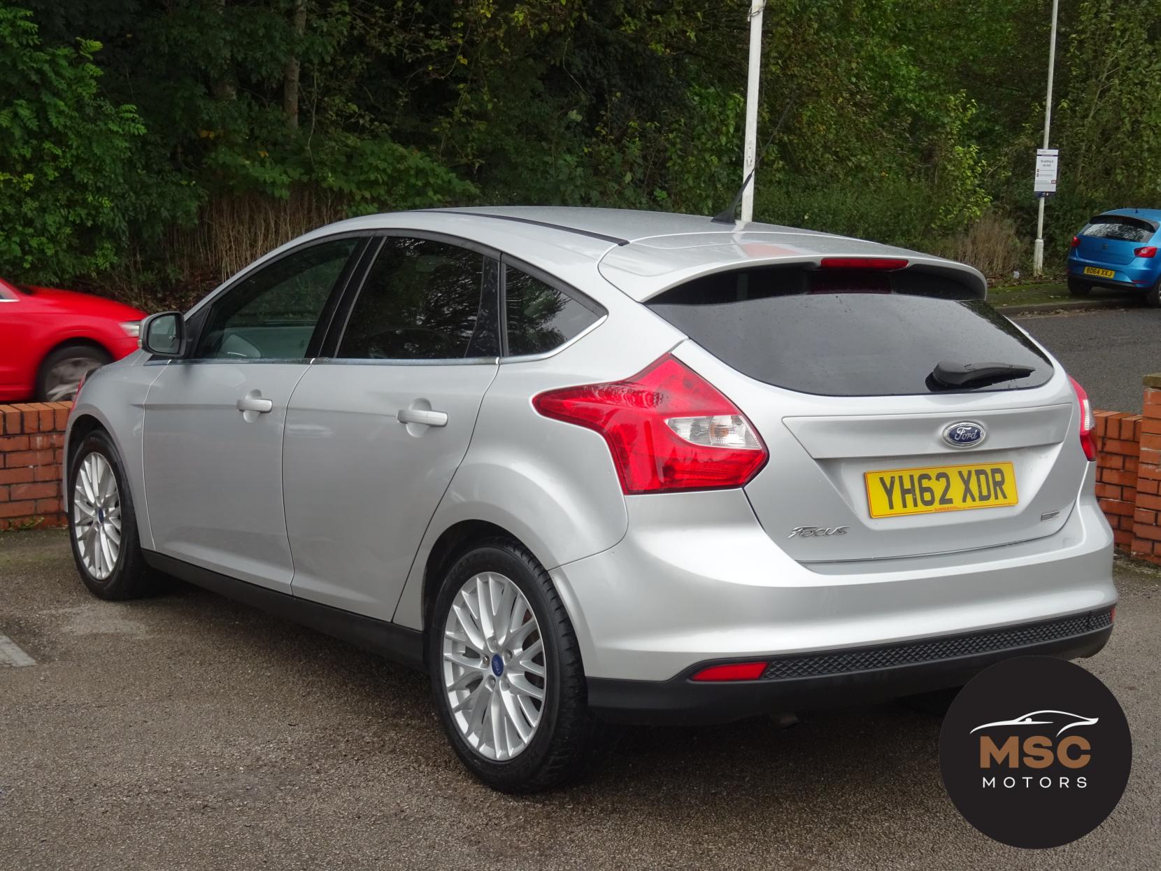 Ford Focus 1.0T EcoBoost Zetec Hatchback 5dr Petrol Manual Euro 5 (s/s) (100 ps)