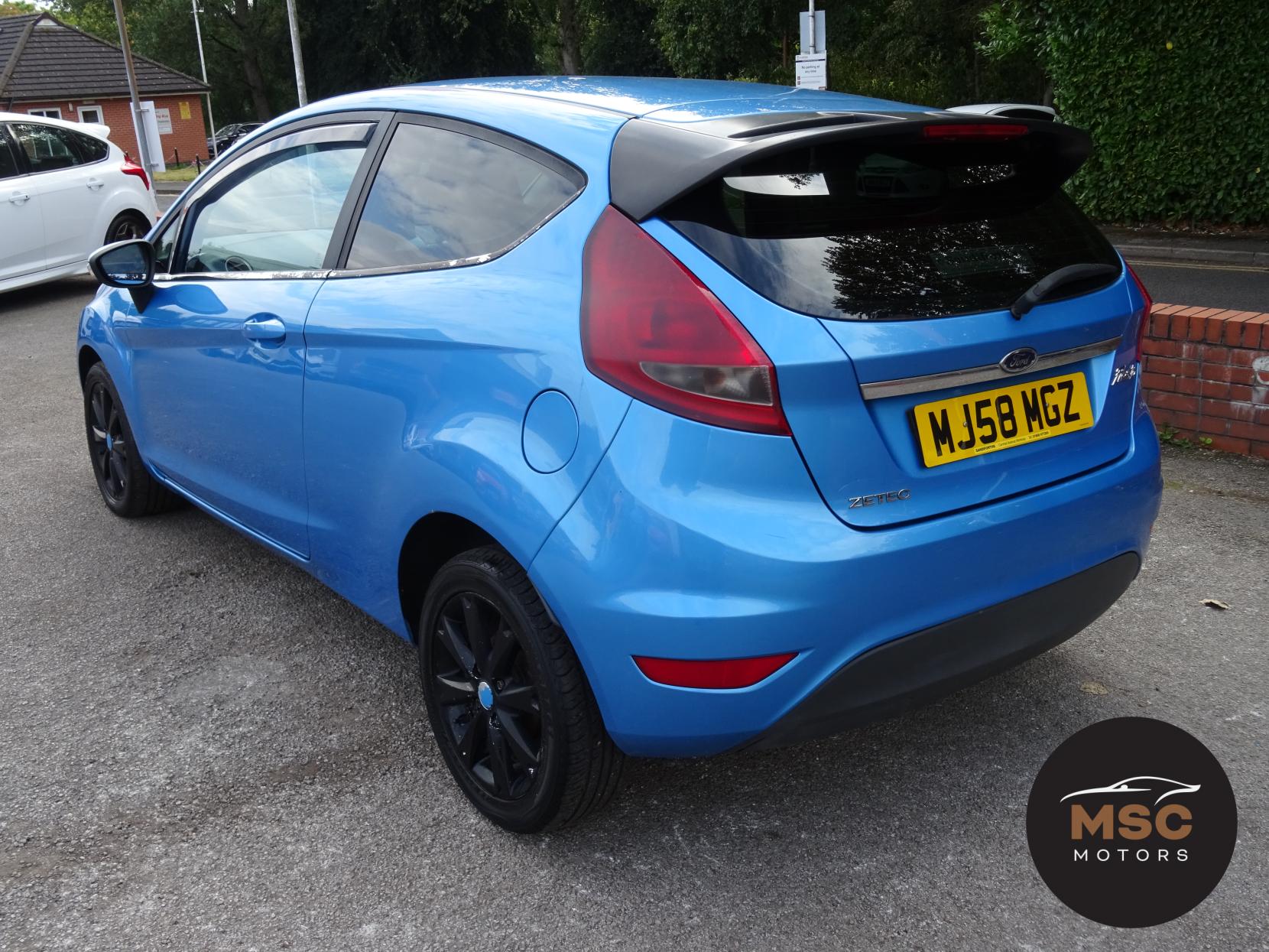 Ford Fiesta 1.25 Zetec Hatchback 3dr Petrol Manual (133 g/km, 81 bhp)