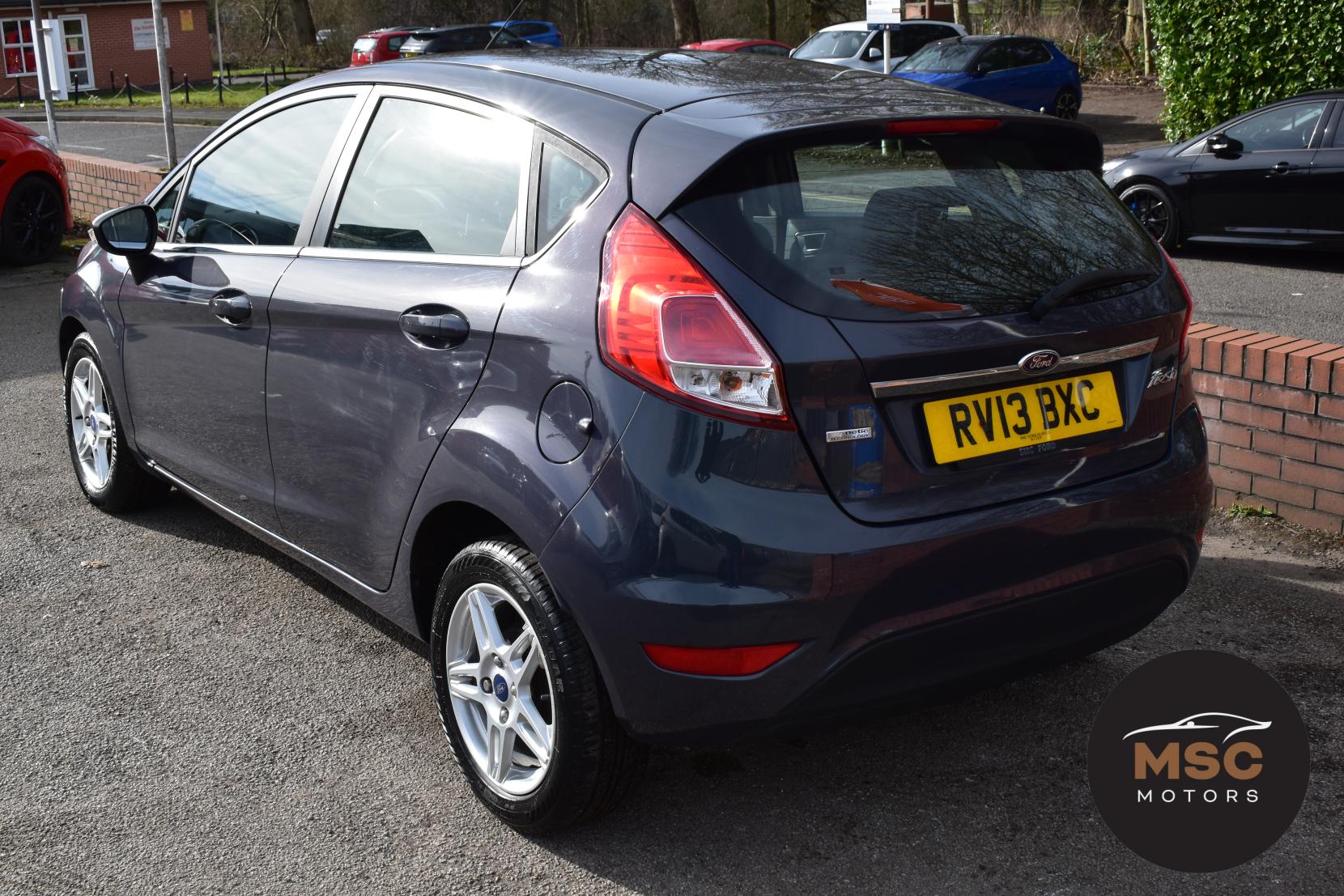 Ford Fiesta 1.0T EcoBoost Zetec Hatchback 5dr Petrol Manual Euro 5 (s/s) (100 ps)