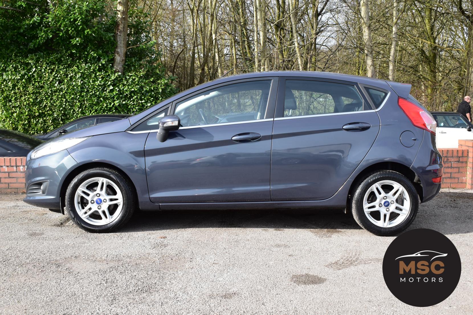 Ford Fiesta 1.0T EcoBoost Zetec Hatchback 5dr Petrol Manual Euro 5 (s/s) (100 ps)