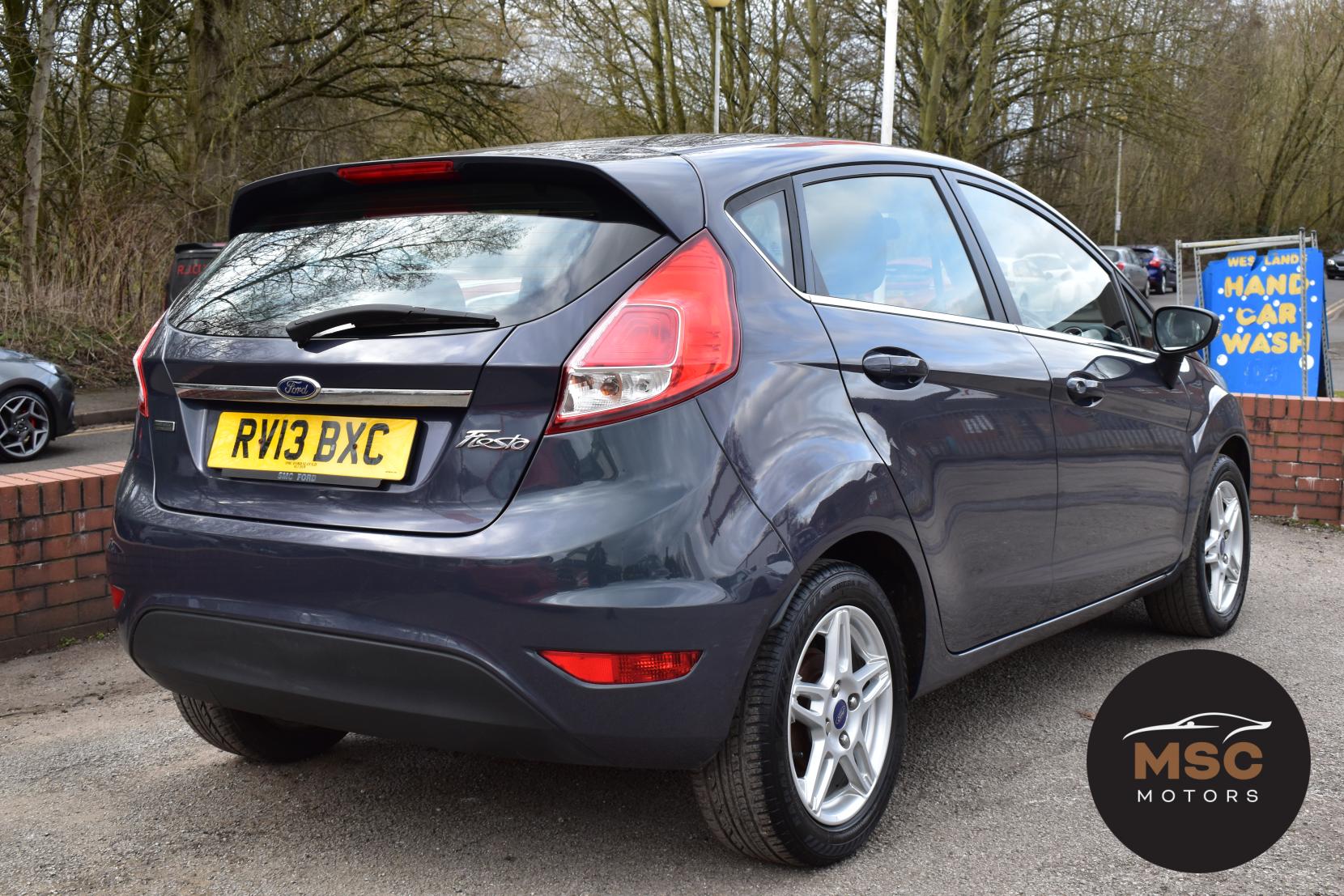 Ford Fiesta 1.0T EcoBoost Zetec Hatchback 5dr Petrol Manual Euro 5 (s/s) (100 ps)