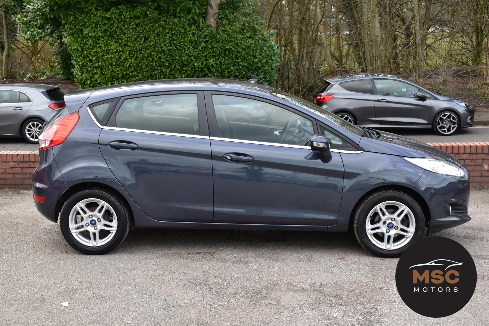 Ford Fiesta 1.0T EcoBoost Zetec Hatchback 5dr Petrol Manual Euro 5 (s/s) (100 ps)