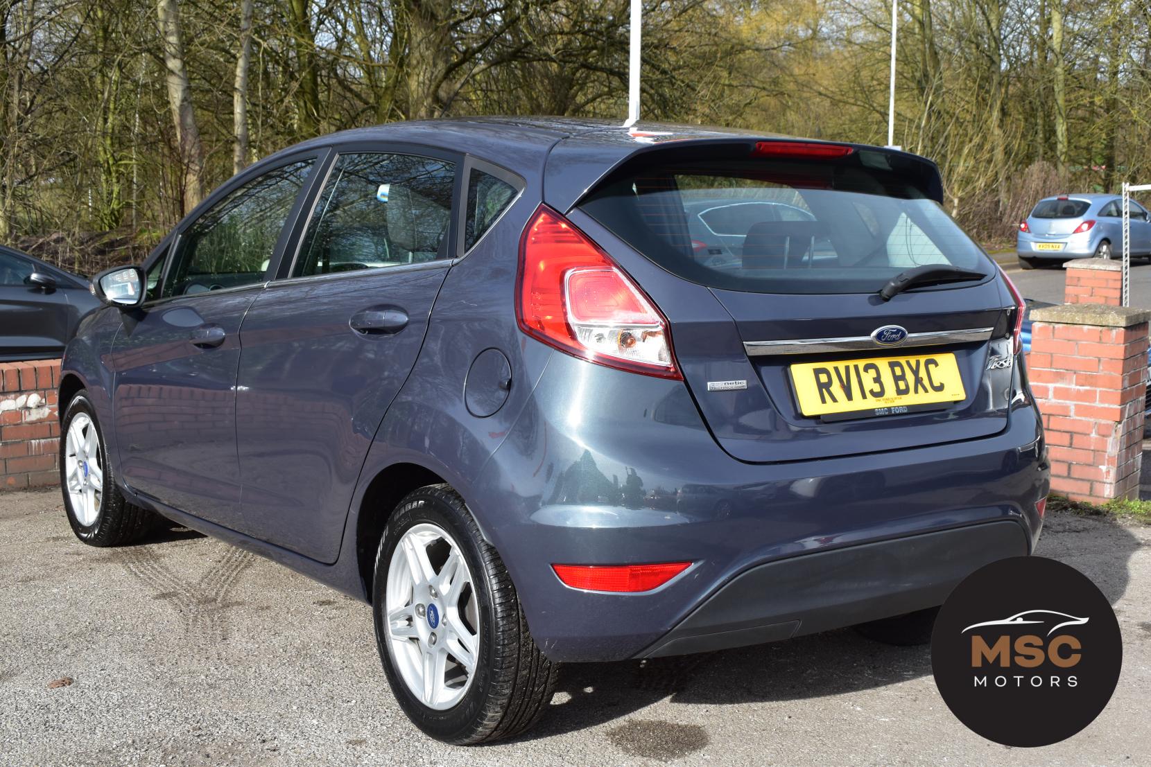 Ford Fiesta 1.0T EcoBoost Zetec Hatchback 5dr Petrol Manual Euro 5 (s/s) (100 ps)