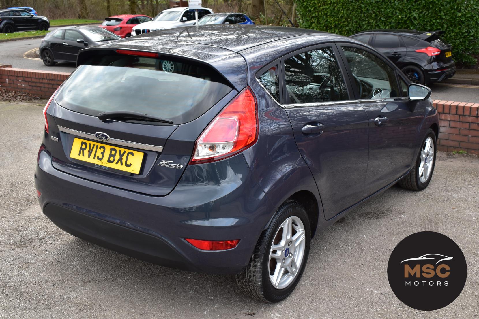 Ford Fiesta 1.0T EcoBoost Zetec Hatchback 5dr Petrol Manual Euro 5 (s/s) (100 ps)