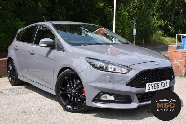 Ford Focus 2.0 TDCi ST-3 Hatchback 5dr Diesel Powershift Euro 6 (s/s) (185 ps)