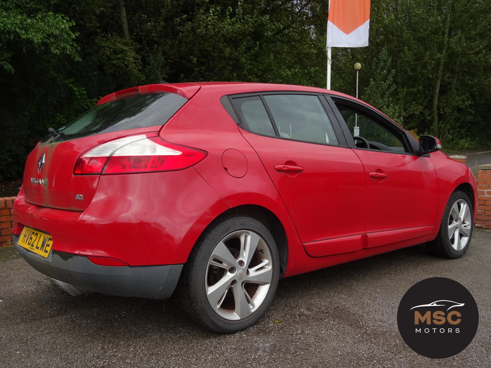 Renault Megane 1.5 dCi Dynamique TomTom Hatchback 5dr Diesel Manual Euro 5 (110 ps)