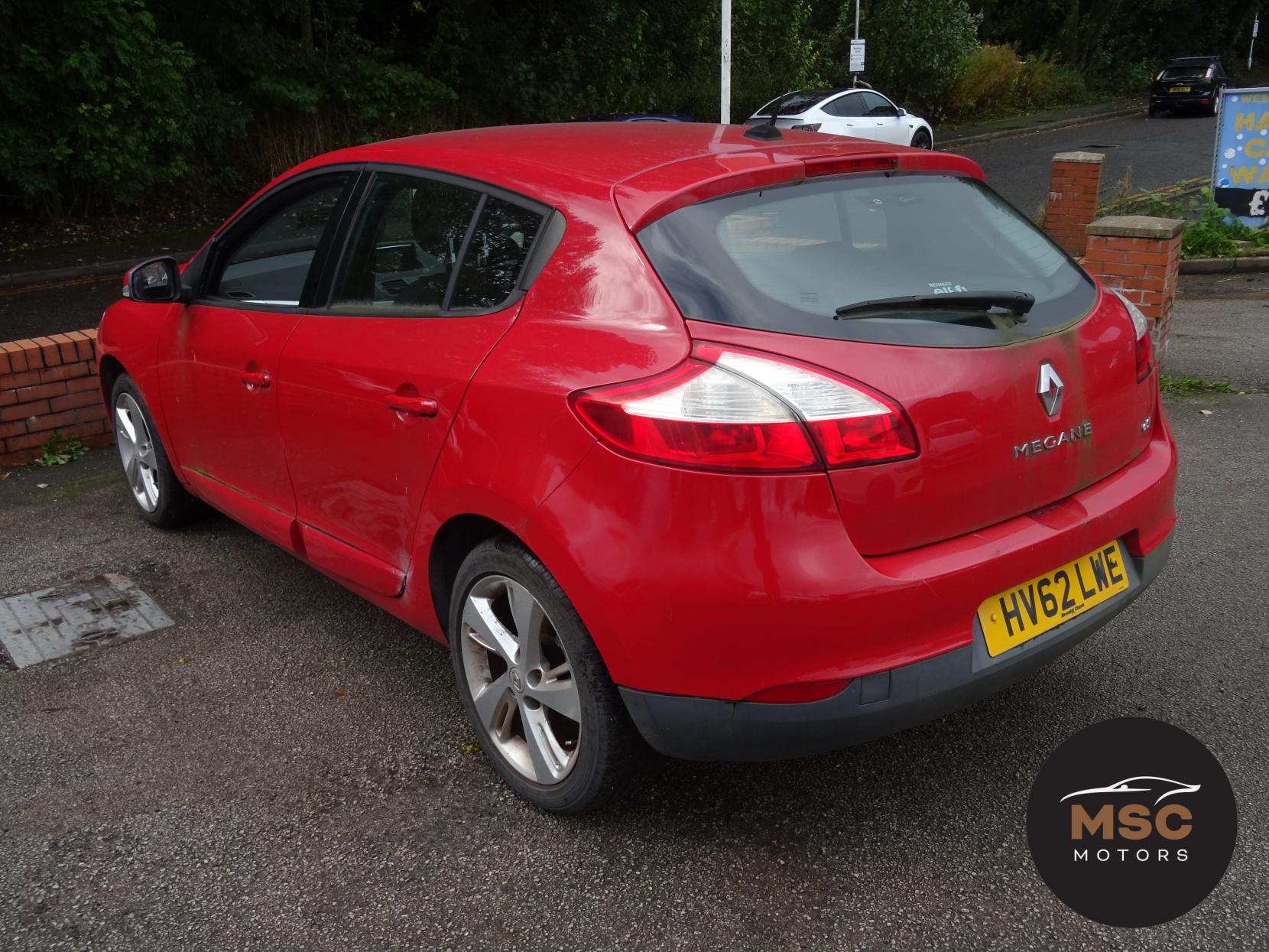 Renault Megane 1.5 dCi Dynamique TomTom Hatchback 5dr Diesel Manual Euro 5 (110 ps)