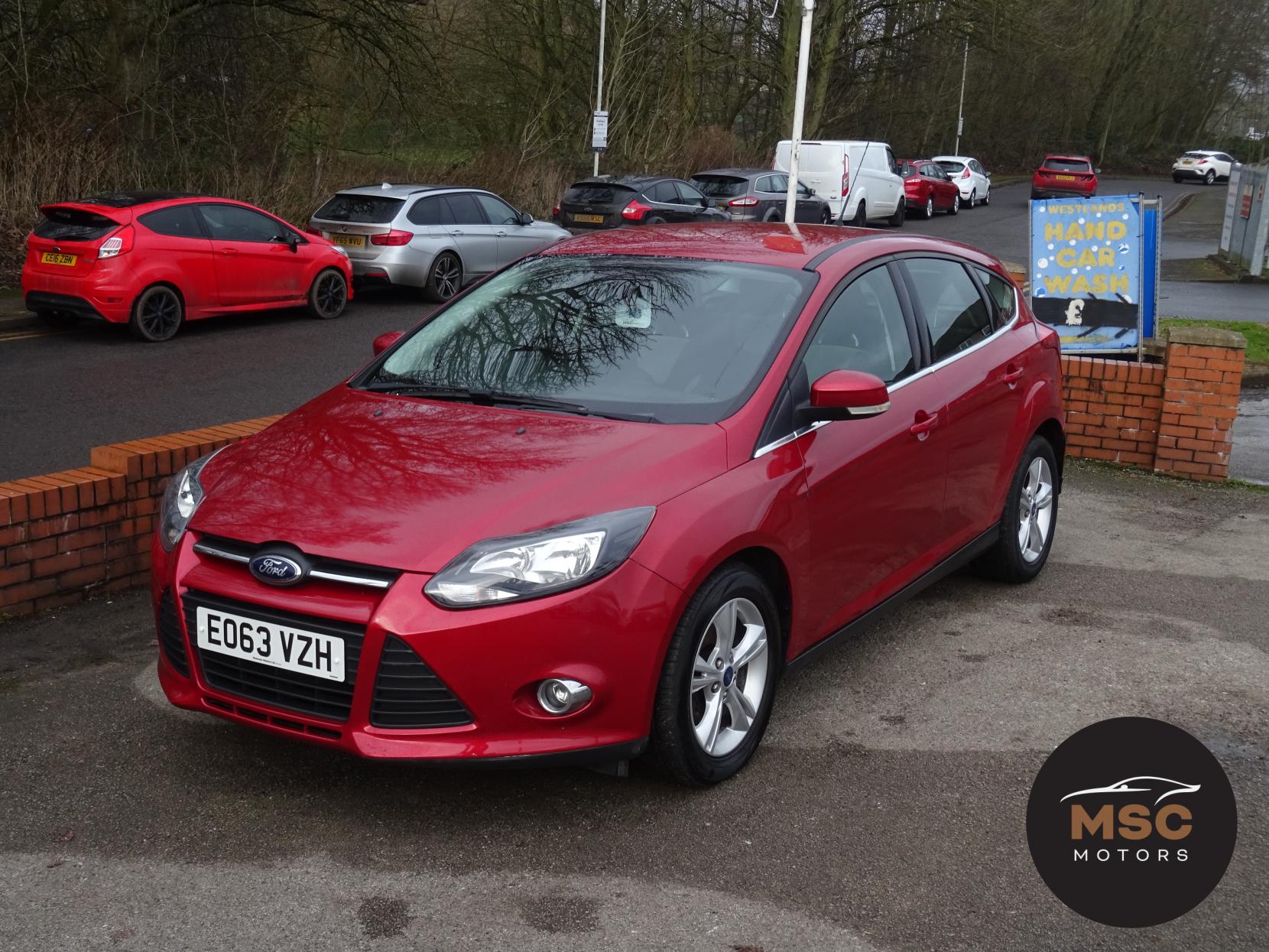 Ford Focus 1.0T EcoBoost Zetec Hatchback 5dr Petrol Manual Euro 5 (s/s) (125 ps)