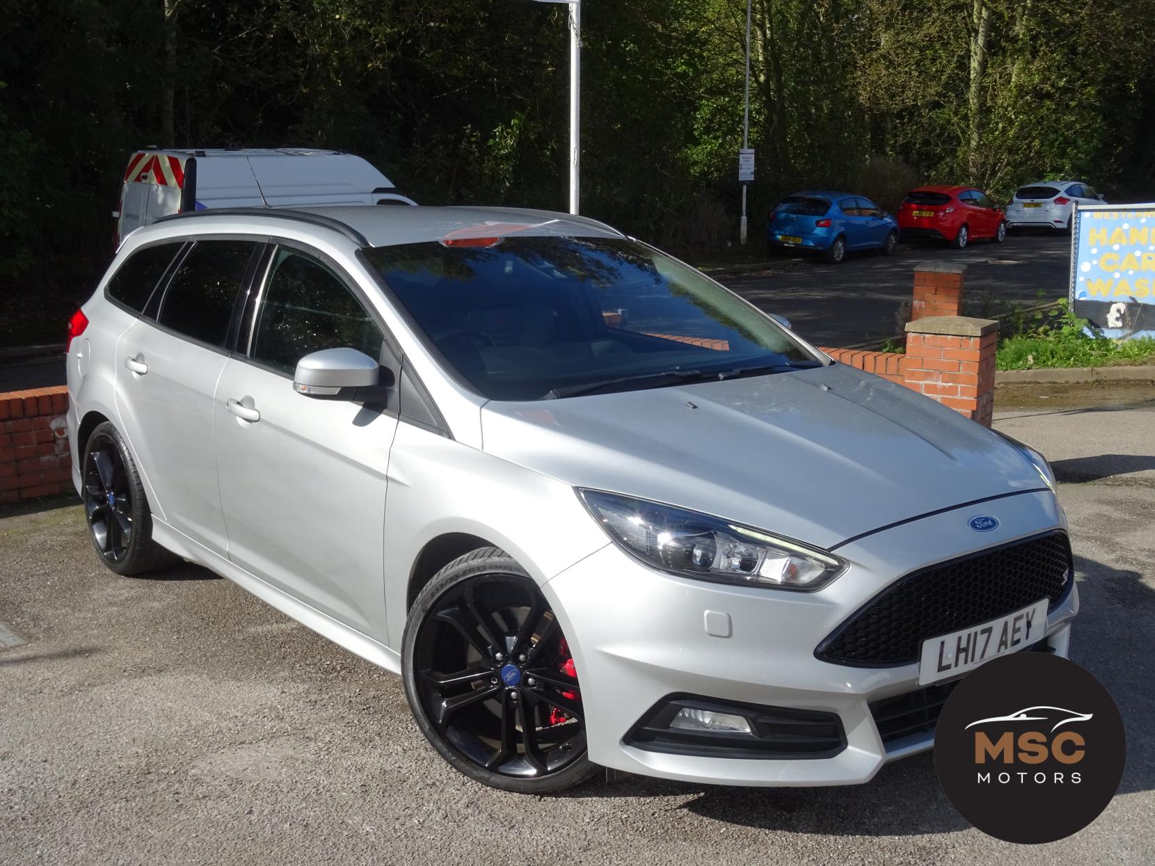 Ford Focus 2.0T EcoBoost ST-3 Estate 5dr Petrol Manual Euro 6 (s/s) (250 ps)