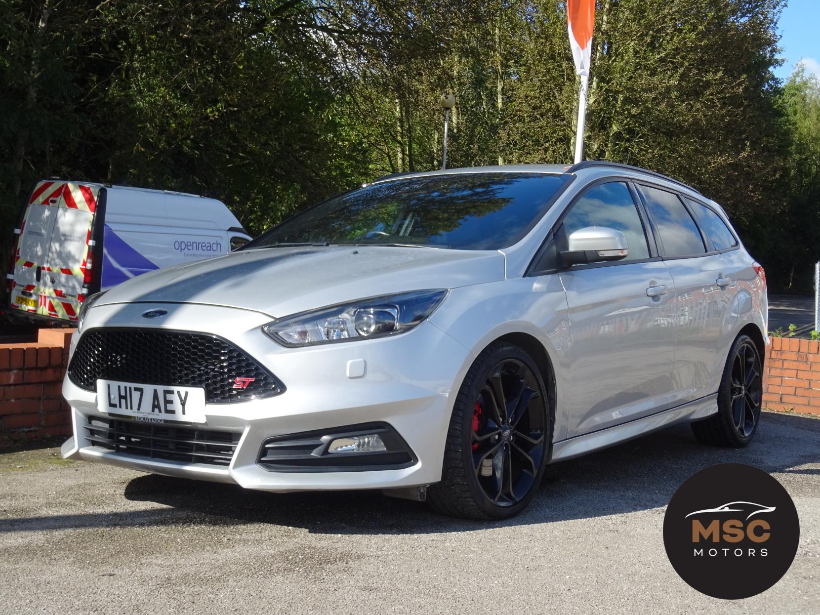 Ford Focus 2.0T EcoBoost ST-3 Estate 5dr Petrol Manual Euro 6 (s/s) (250 ps)