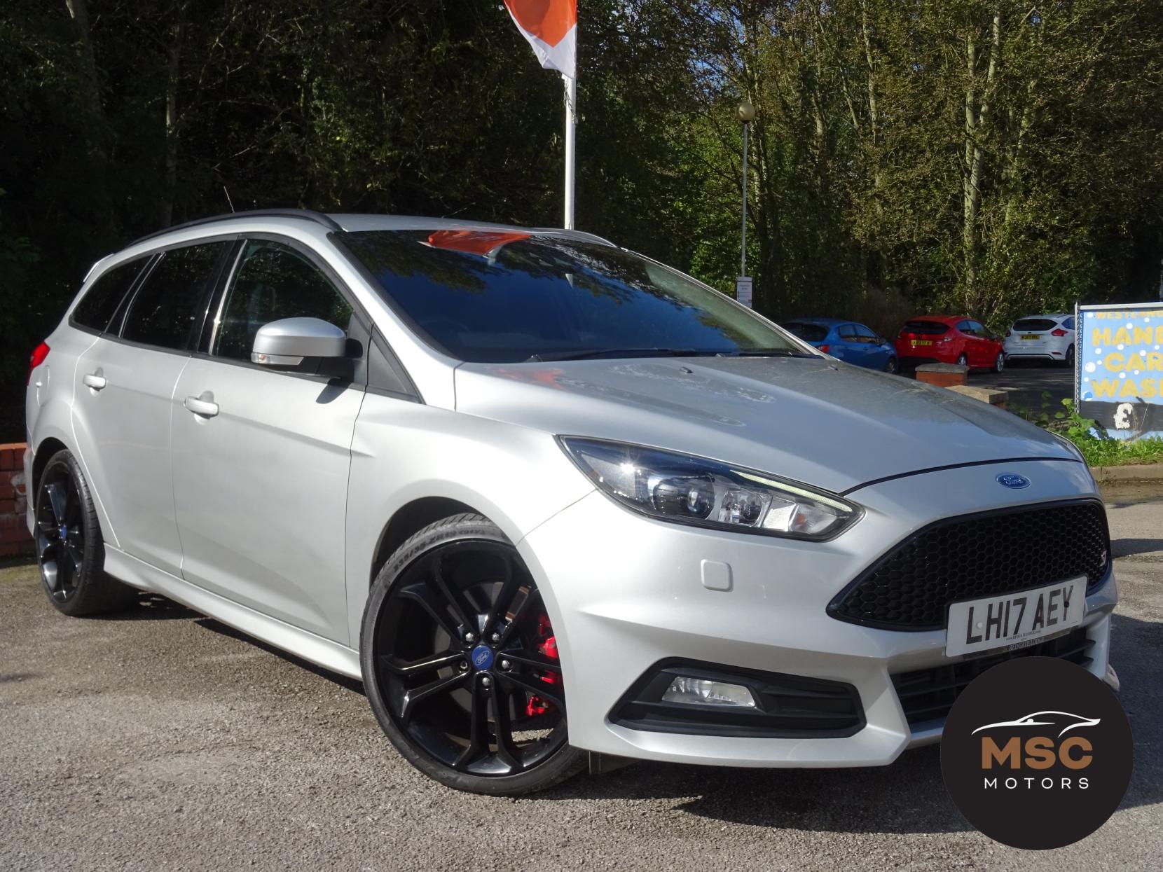 Ford Focus 2.0T EcoBoost ST-3 Estate 5dr Petrol Manual Euro 6 (s/s) (250 ps)