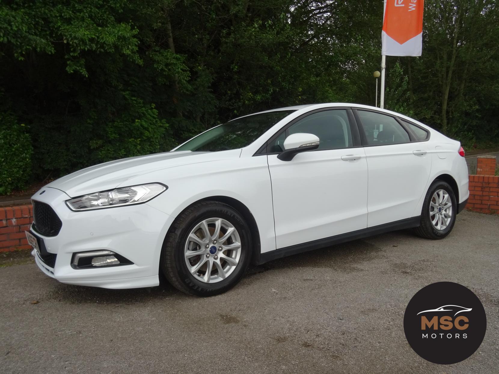 Ford Mondeo 2.0 TDCi ECOnetic Style Hatchback 5dr Diesel Manual Euro 6 (s/s) (150 ps)