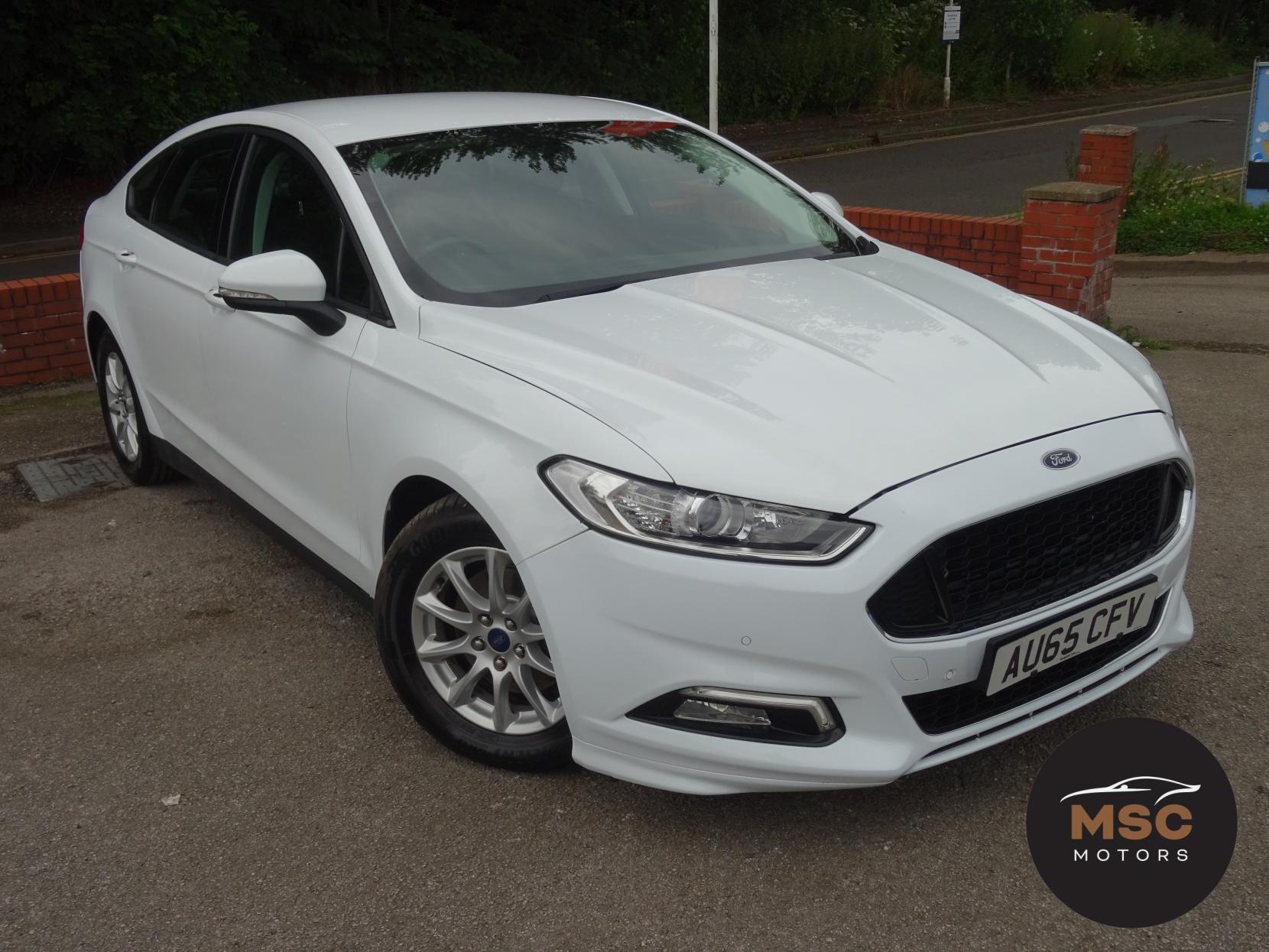 Ford Mondeo 2.0 TDCi ECOnetic Style Hatchback 5dr Diesel Manual Euro 6 (s/s) (150 ps)