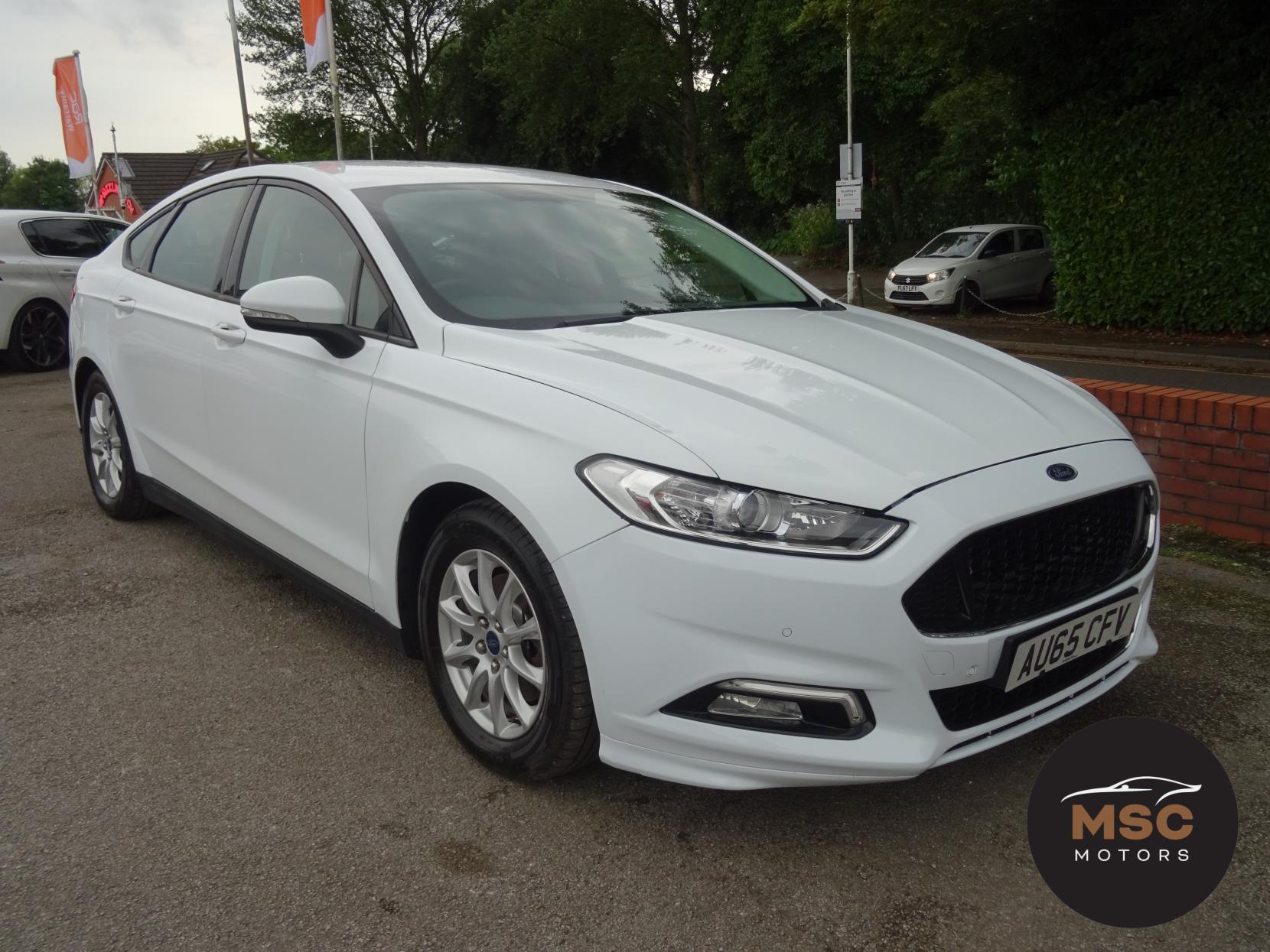 Ford Mondeo 2.0 TDCi ECOnetic Style Hatchback 5dr Diesel Manual Euro 6 (s/s) (150 ps)