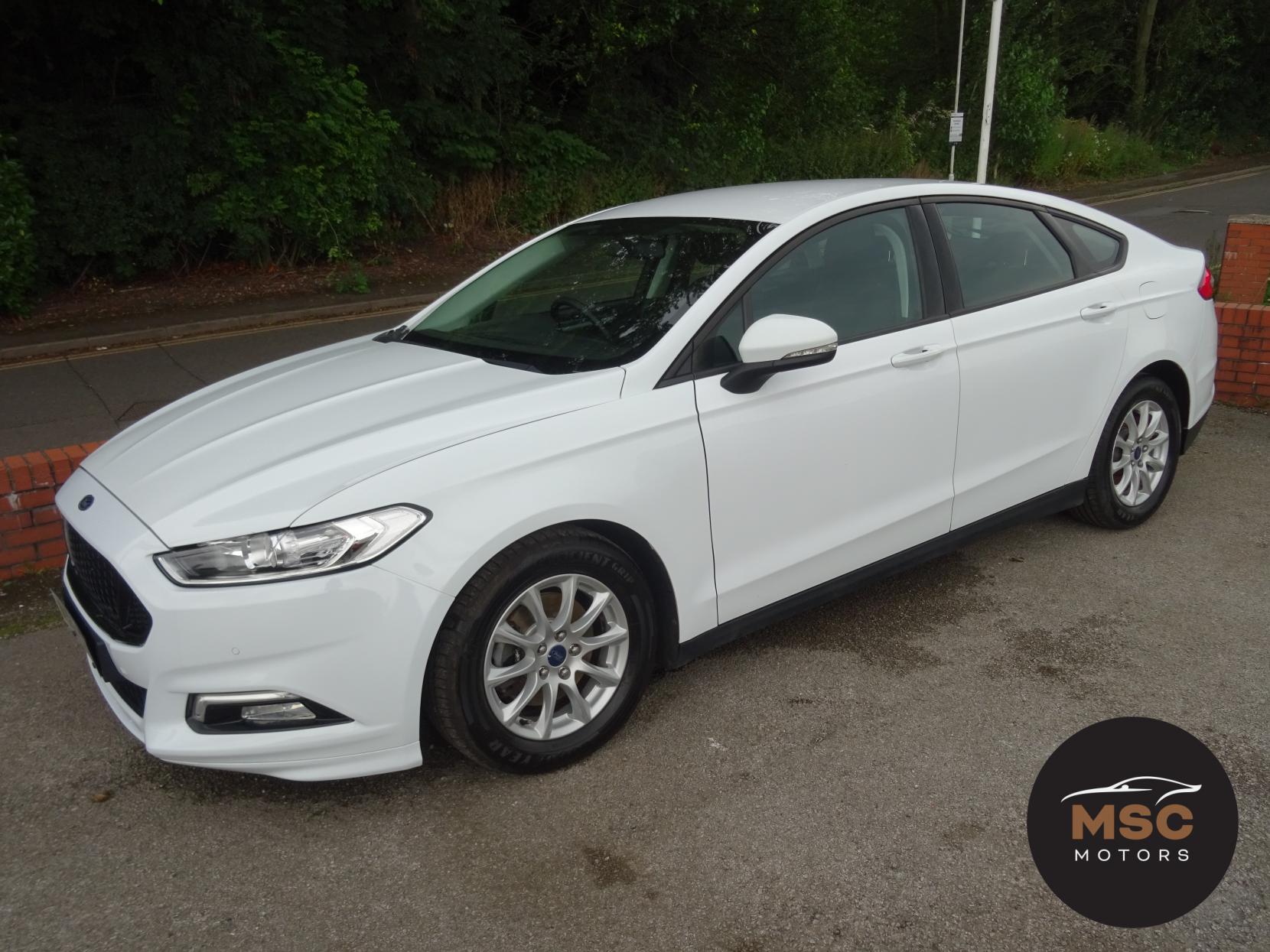 Ford Mondeo 2.0 TDCi ECOnetic Style Hatchback 5dr Diesel Manual Euro 6 (s/s) (150 ps)