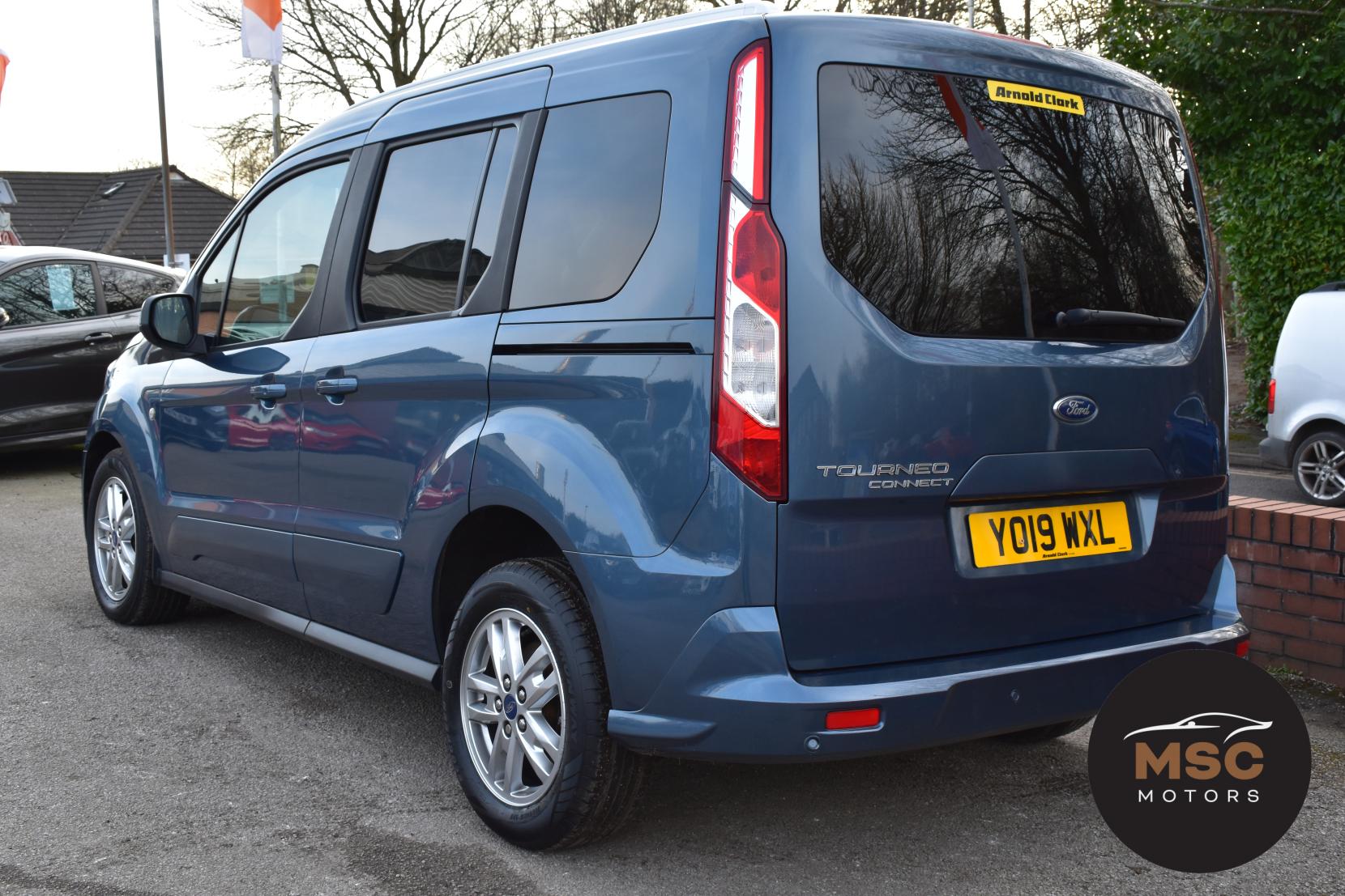 Ford Tourneo Connect 1.5 EcoBlue Titanium MPV 5dr Diesel Manual Euro 6 (s/s) (120 ps)