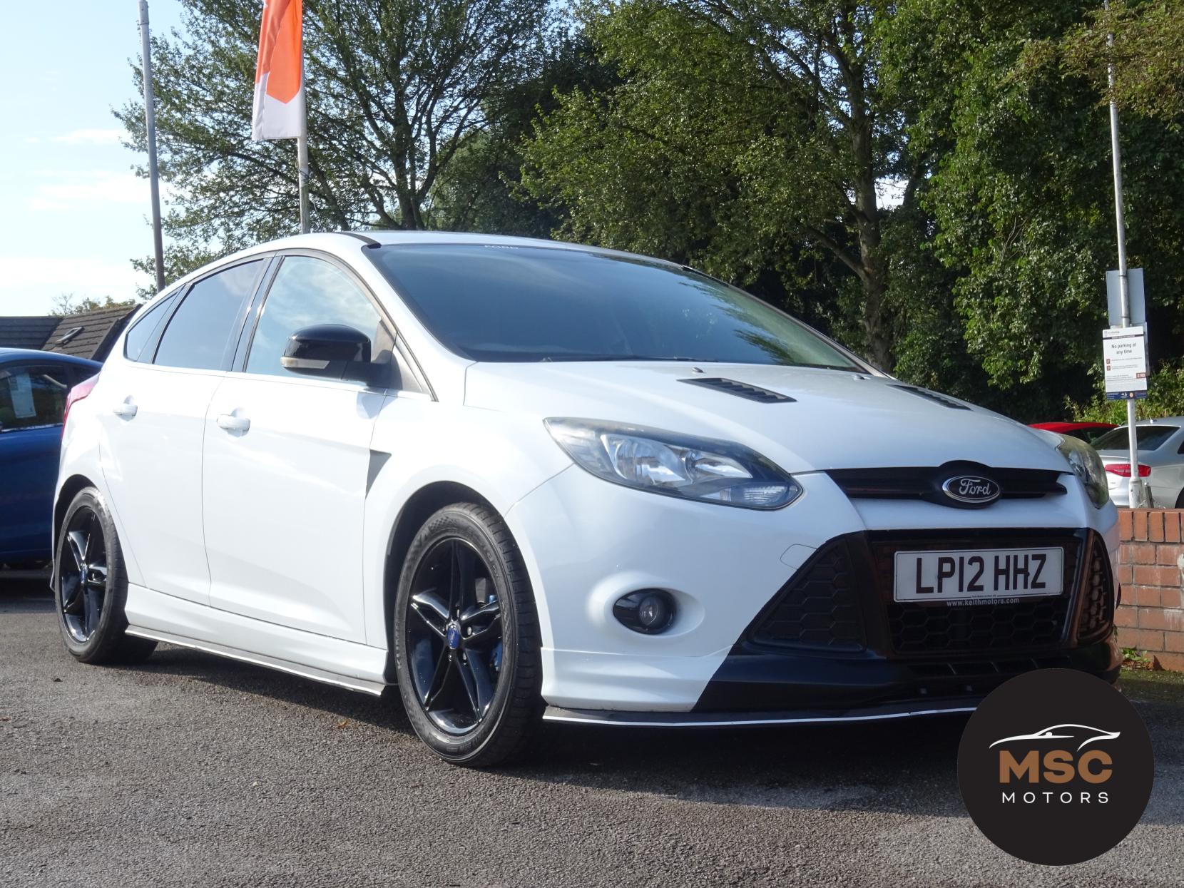 Ford Focus 1.0T EcoBoost Zetec S Hatchback 5dr Petrol Manual Euro 5 (s/s) (125 ps)