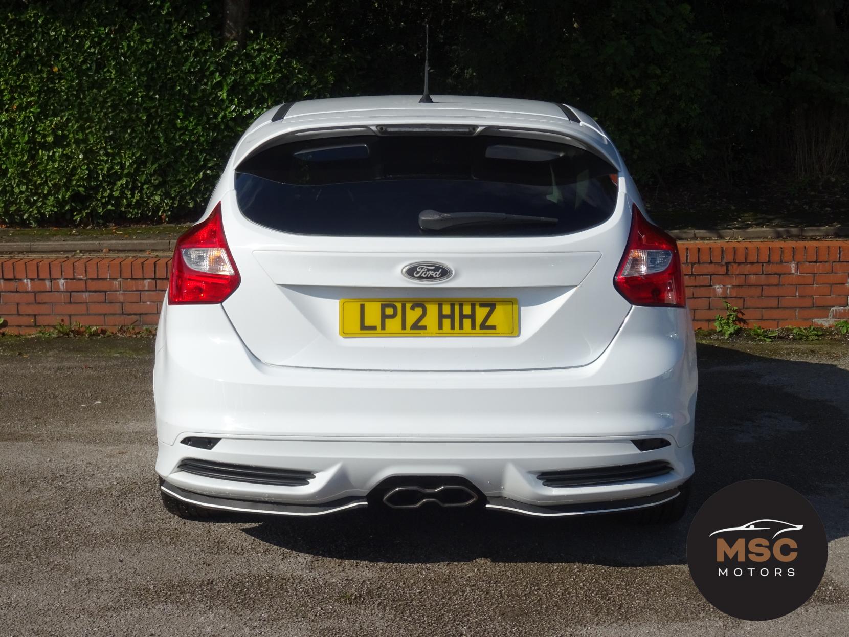 Ford Focus 1.0T EcoBoost Zetec S Hatchback 5dr Petrol Manual Euro 5 (s/s) (125 ps)