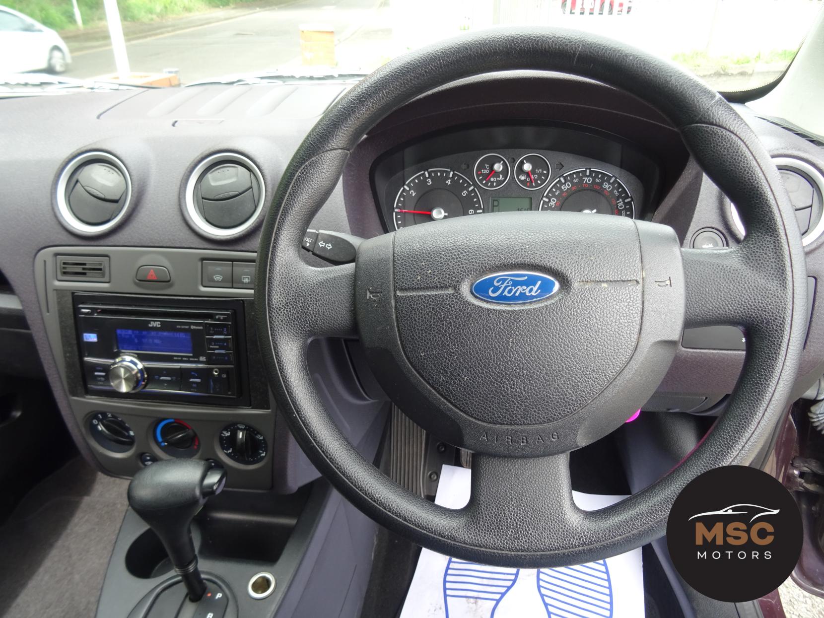 Ford Fusion 1.6 Zetec Climate Hatchback 5dr Petrol Automatic (181 g/km, 99 bhp)