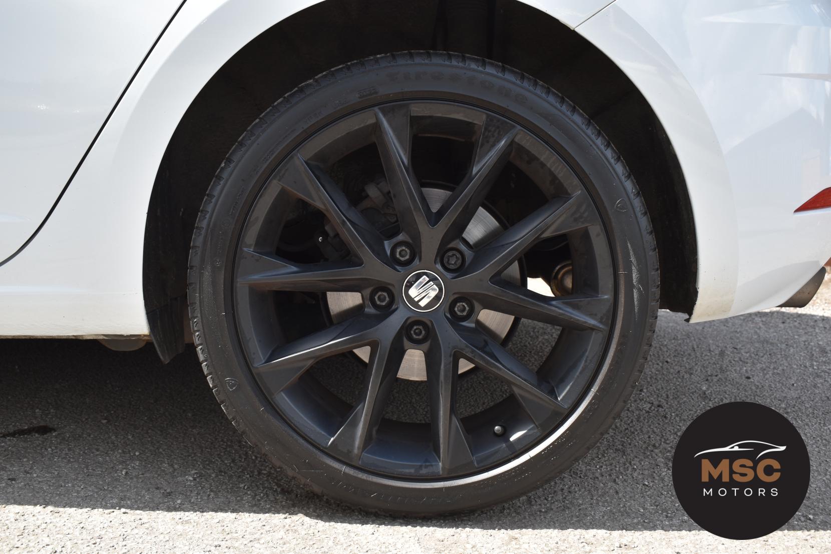 SEAT Leon 1.5 TSI EVO FR Black Edition Hatchback 5dr Petrol Manual Euro 6 (s/s) (130 ps)