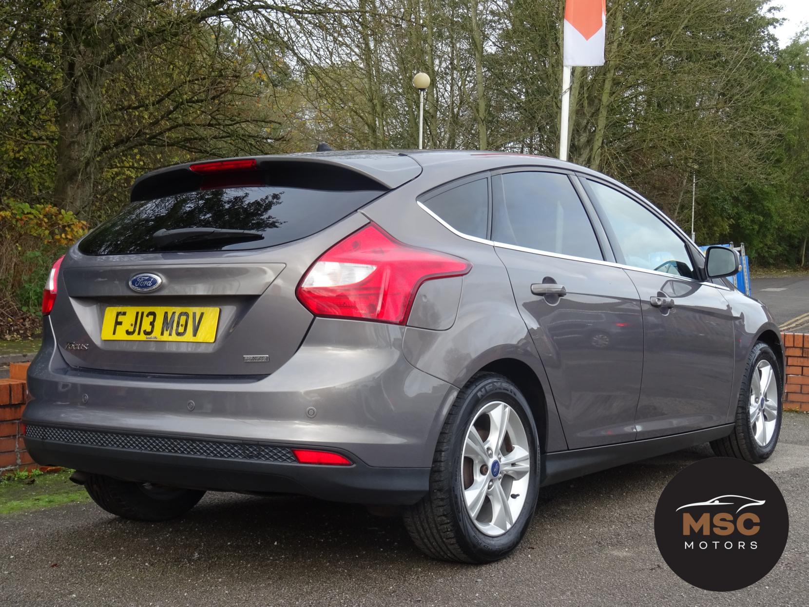 Ford Focus 1.0T EcoBoost Titanium Hatchback 5dr Petrol Manual Euro 5 (s/s) (125 ps)