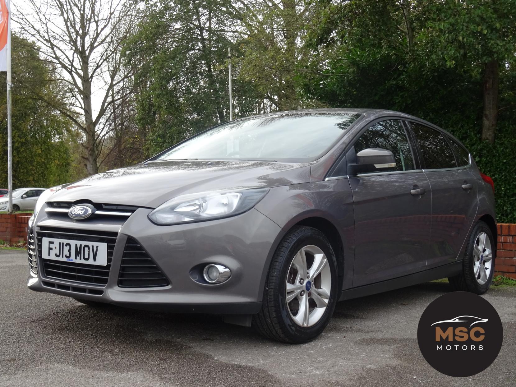 Ford Focus 1.0T EcoBoost Titanium Hatchback 5dr Petrol Manual Euro 5 (s/s) (125 ps)