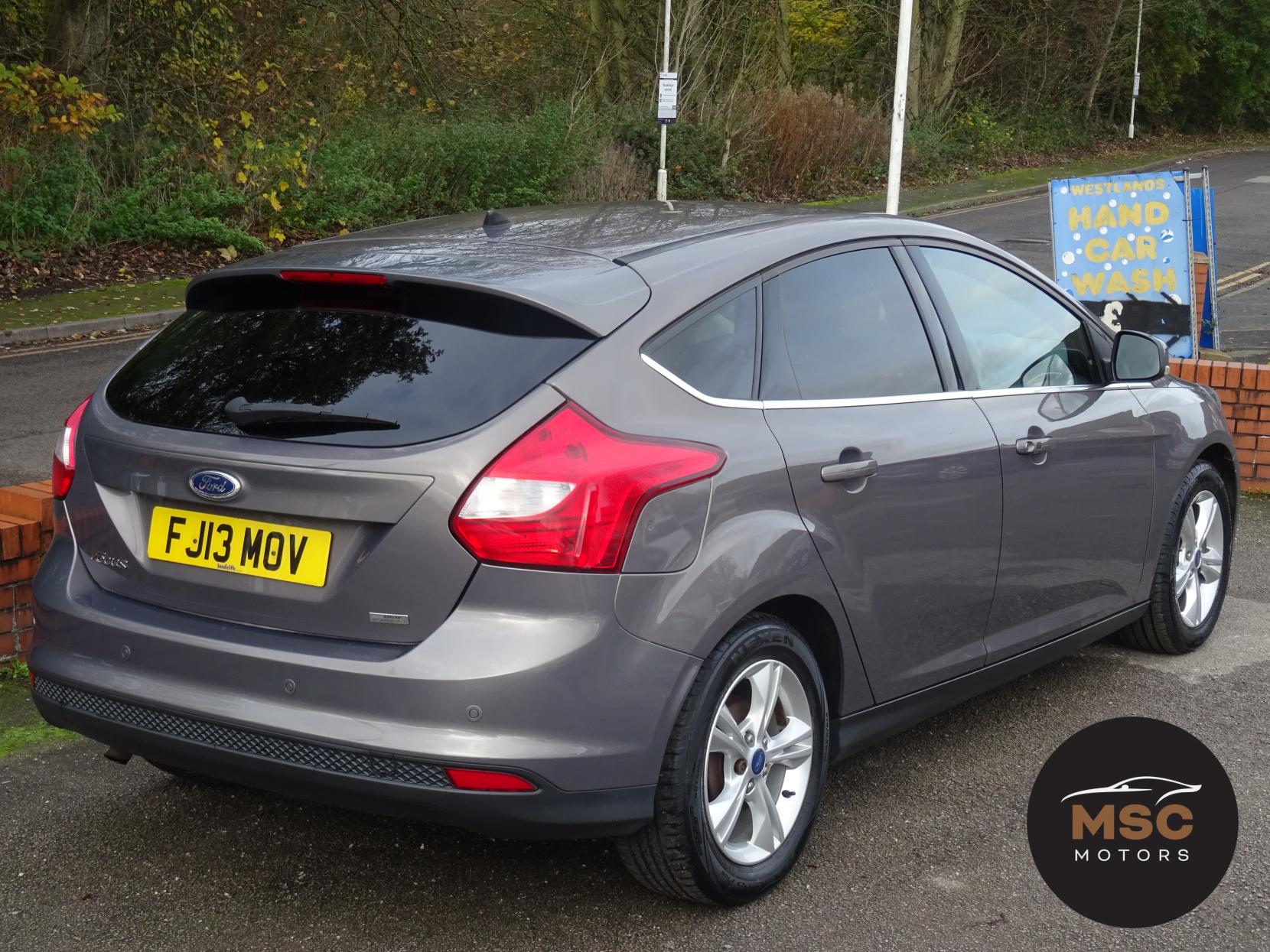 Ford Focus 1.0T EcoBoost Titanium Hatchback 5dr Petrol Manual Euro 5 (s/s) (125 ps)