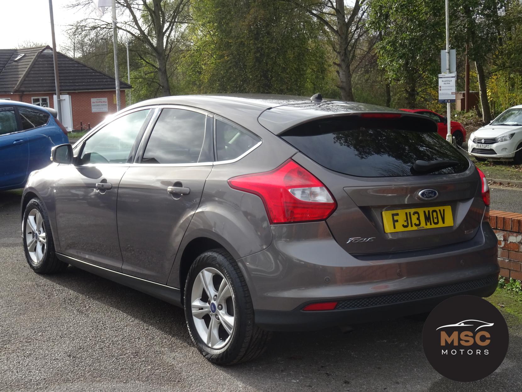 Ford Focus 1.0T EcoBoost Titanium Hatchback 5dr Petrol Manual Euro 5 (s/s) (125 ps)