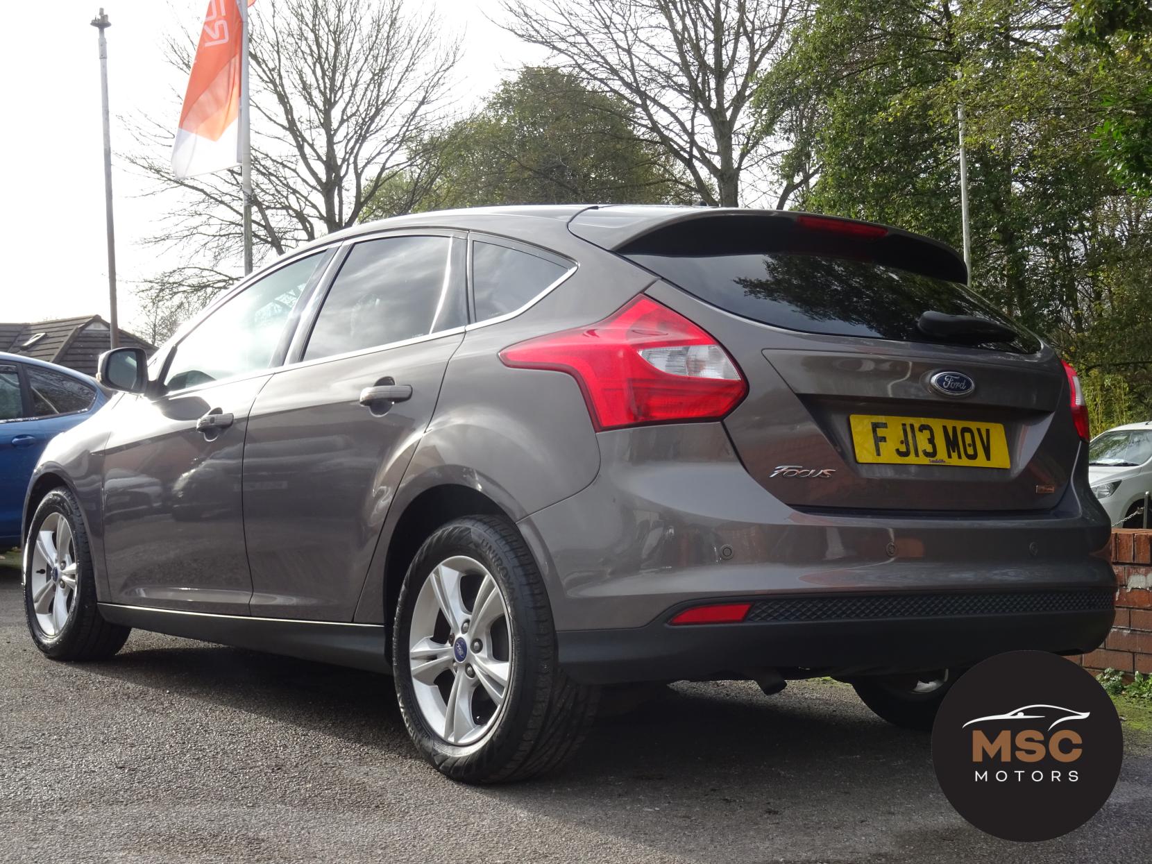 Ford Focus 1.0T EcoBoost Titanium Hatchback 5dr Petrol Manual Euro 5 (s/s) (125 ps)