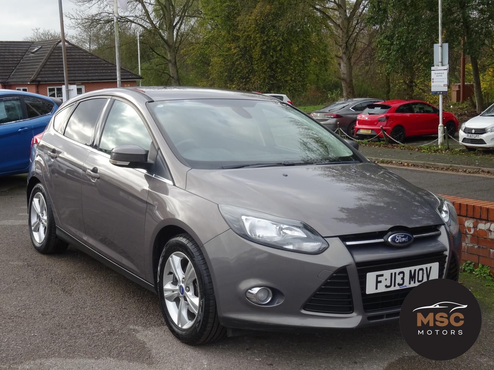 Ford Focus 1.0T EcoBoost Titanium Hatchback 5dr Petrol Manual Euro 5 (s/s) (125 ps)