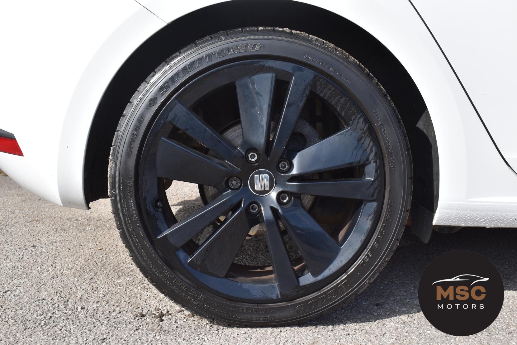 SEAT Leon 1.4 TSI FR Black Technology Hatchback 5dr Petrol Manual Euro 6 (s/s) (125 ps)