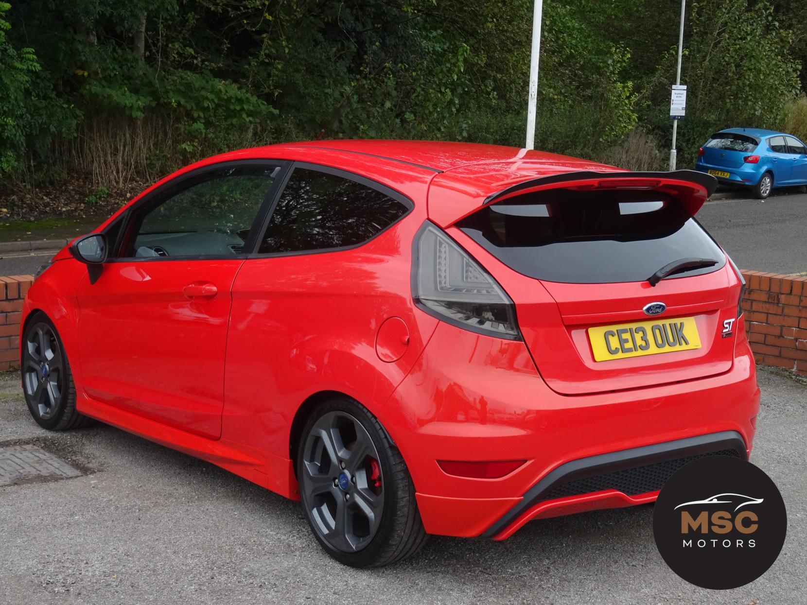 Ford Fiesta 1.6T EcoBoost ST-2 Hatchback 3dr Petrol Manual Euro 5 (182 ps)