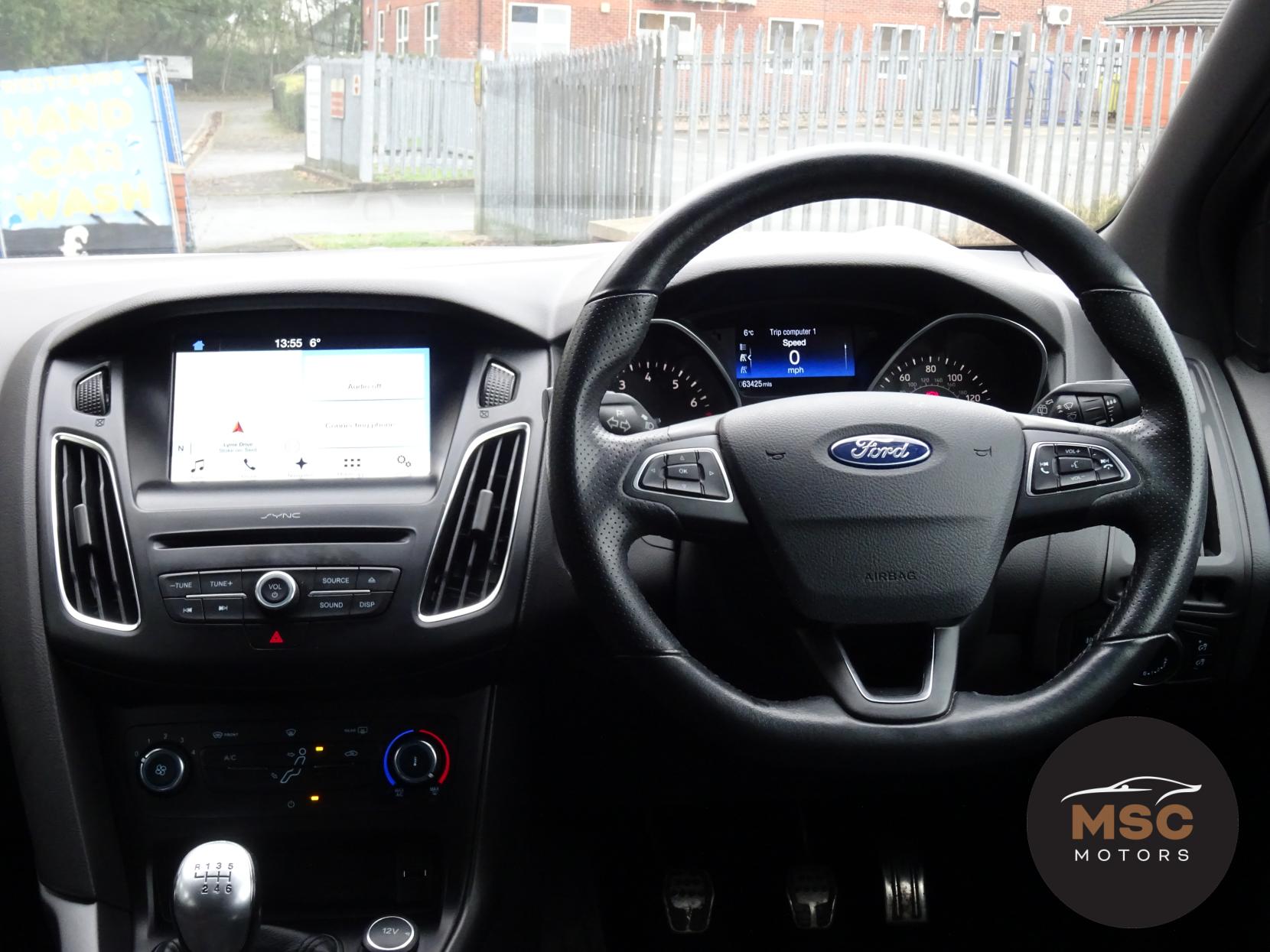 Ford Focus 1.0T EcoBoost ST-Line Hatchback 5dr Petrol Manual Euro 6 (s/s) (140 ps)