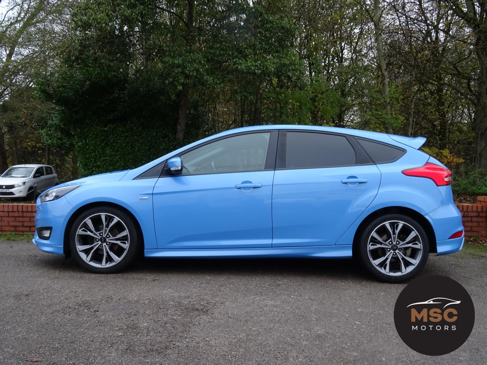 Ford Focus 1.0T EcoBoost ST-Line Hatchback 5dr Petrol Manual Euro 6 (s/s) (140 ps)