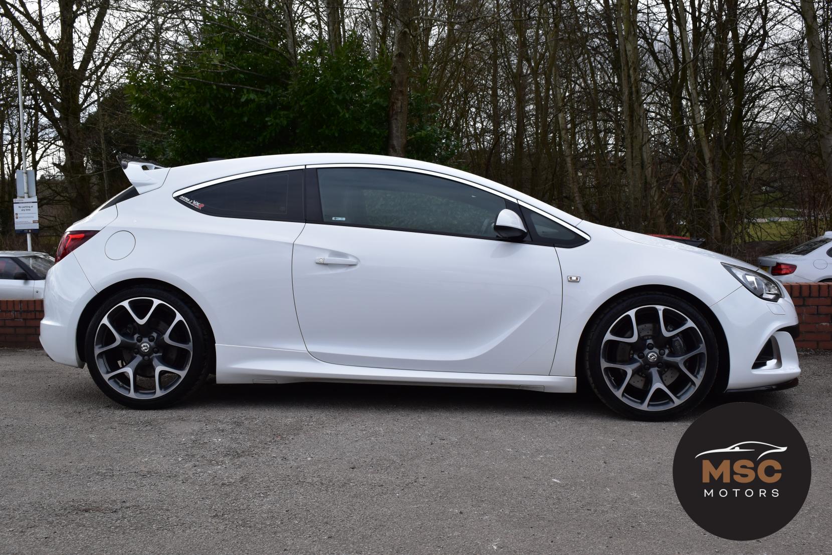 Vauxhall Astra GTC 2.0T VXR Coupe 3dr Petrol Manual Euro 6 (s/s) (280 ps)