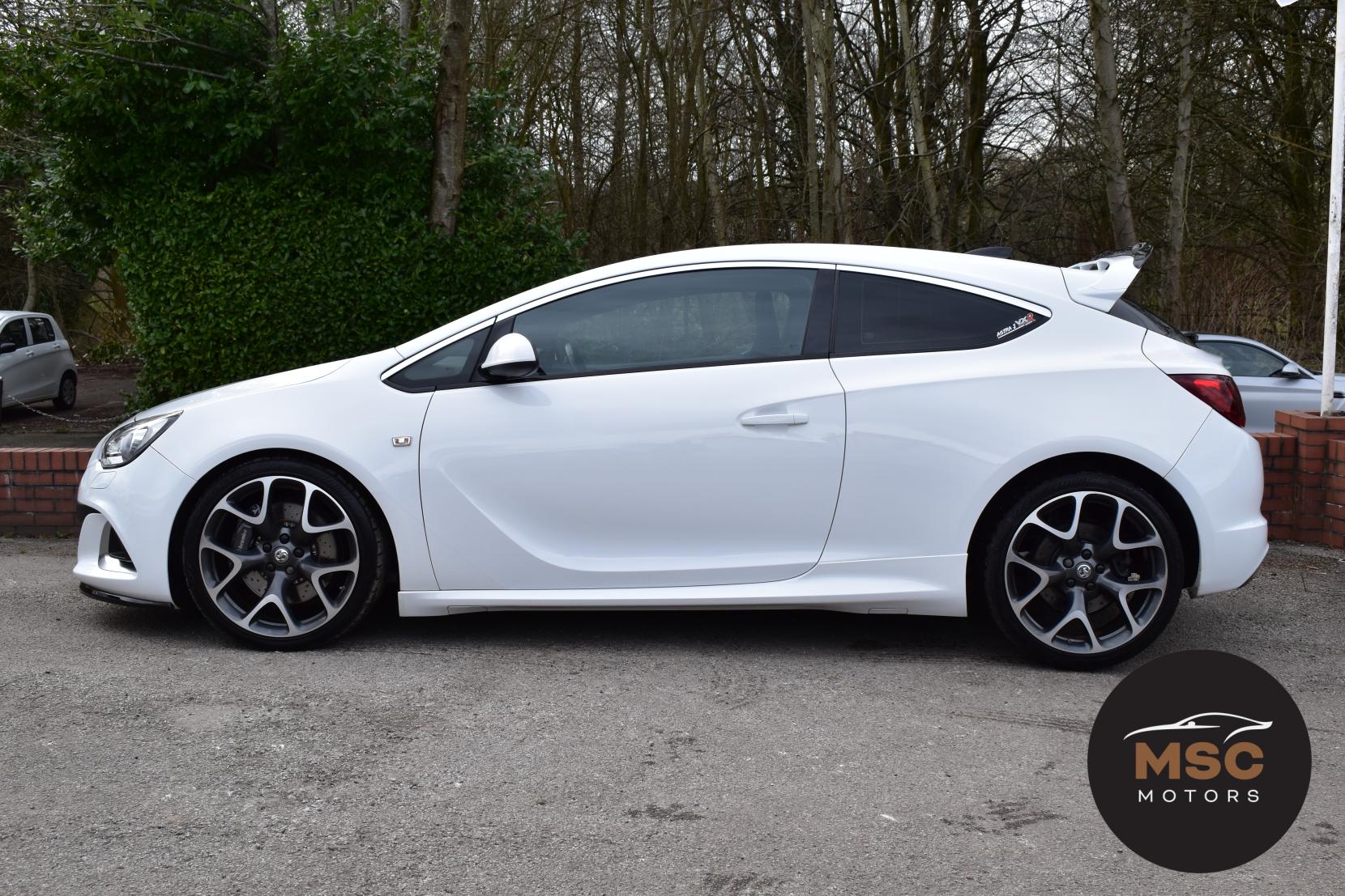 Vauxhall Astra GTC 2.0T VXR Coupe 3dr Petrol Manual Euro 6 (s/s) (280 ps)