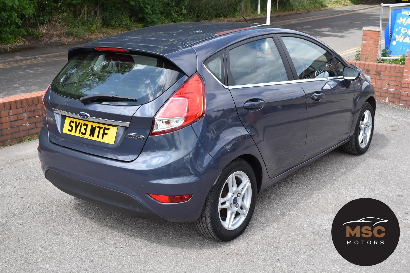 Ford Fiesta 1.0T EcoBoost Zetec Hatchback 5dr Petrol Manual Euro 5 (s/s) (100 ps)