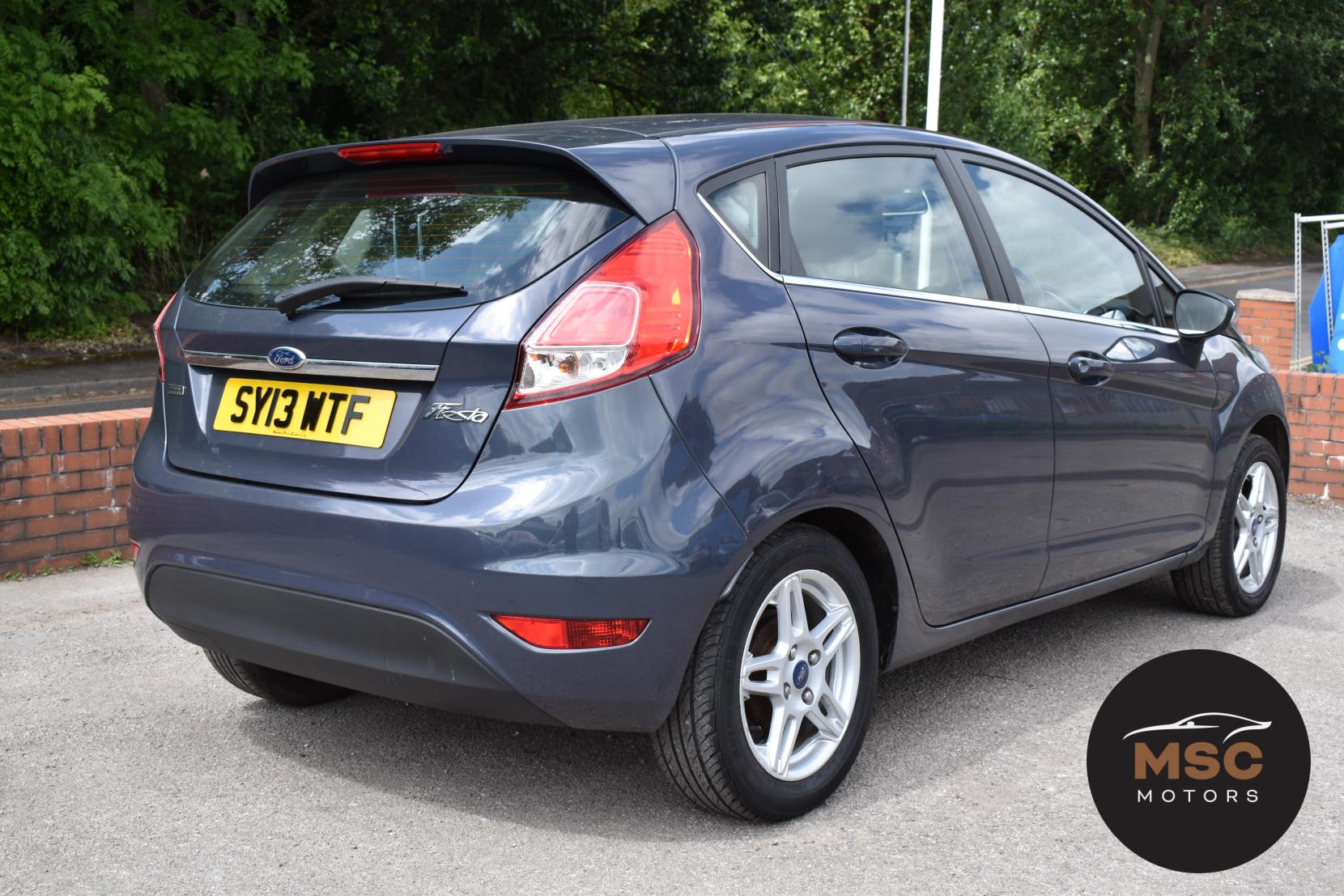 Ford Fiesta 1.0T EcoBoost Zetec Hatchback 5dr Petrol Manual Euro 5 (s/s) (100 ps)