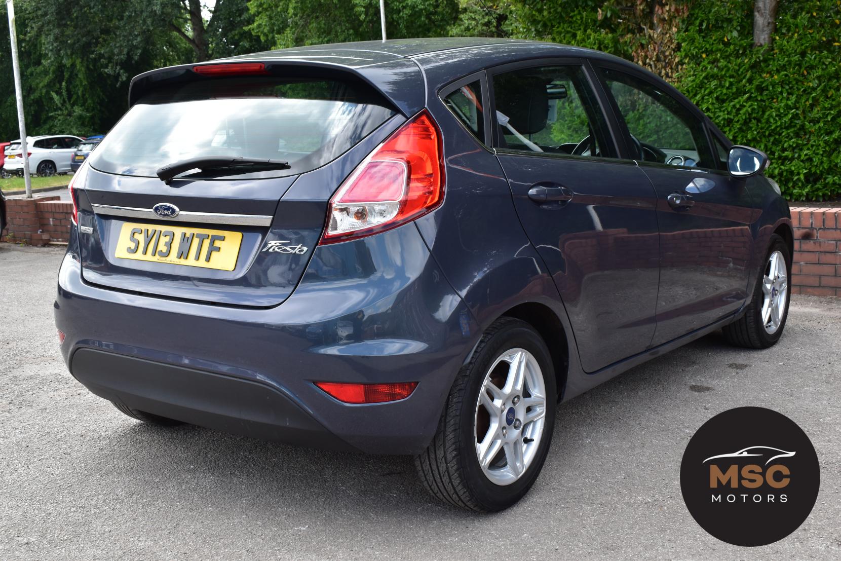 Ford Fiesta 1.0T EcoBoost Zetec Hatchback 5dr Petrol Manual Euro 5 (s/s) (100 ps)