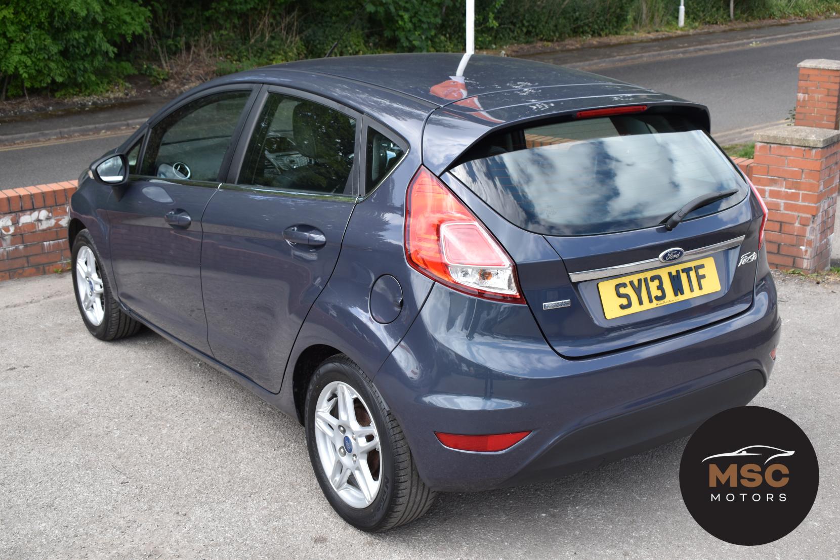 Ford Fiesta 1.0T EcoBoost Zetec Hatchback 5dr Petrol Manual Euro 5 (s/s) (100 ps)