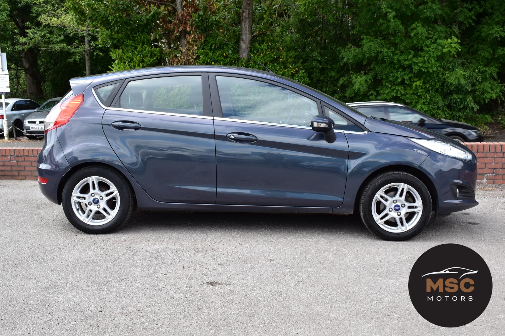 Ford Fiesta 1.0T EcoBoost Zetec Hatchback 5dr Petrol Manual Euro 5 (s/s) (100 ps)